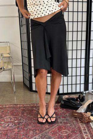 Esmeray Midi Skirt Black