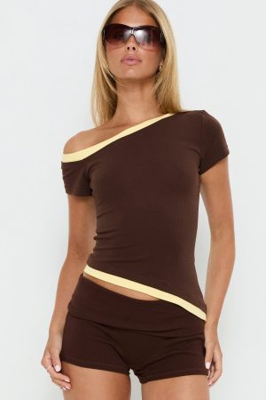 Eustace Off Shoulder Asymmetrical Top Brown / Yellow