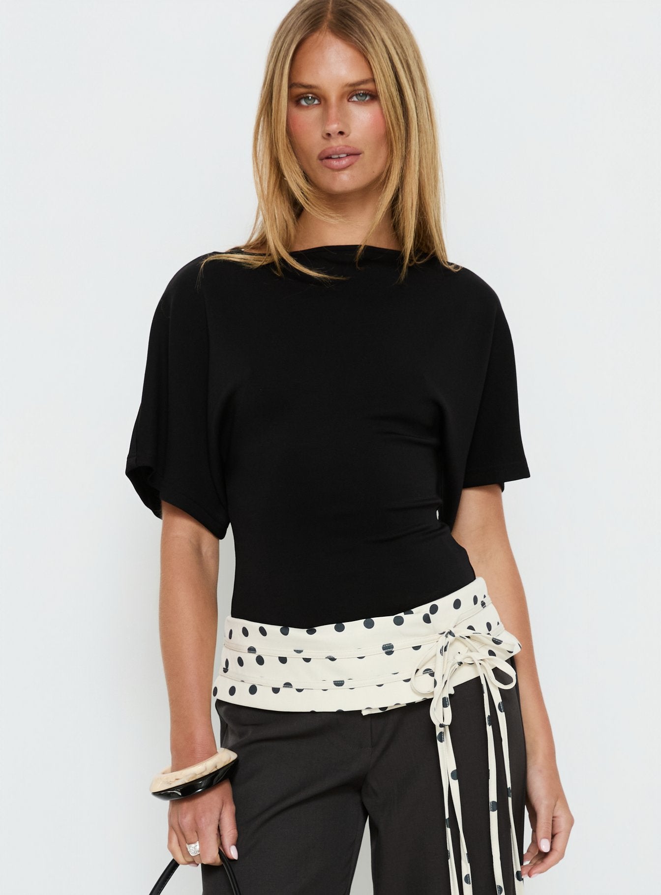 Arazia Cinched Short Sleeve Top Black - Image 2