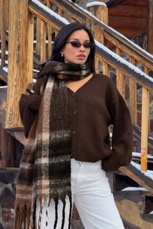 Eartha V Neck Knit Sweater Brown