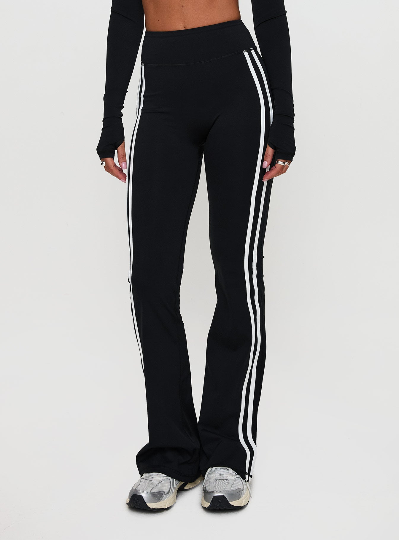 Fast Track Active Flare Pants Black - Image 2