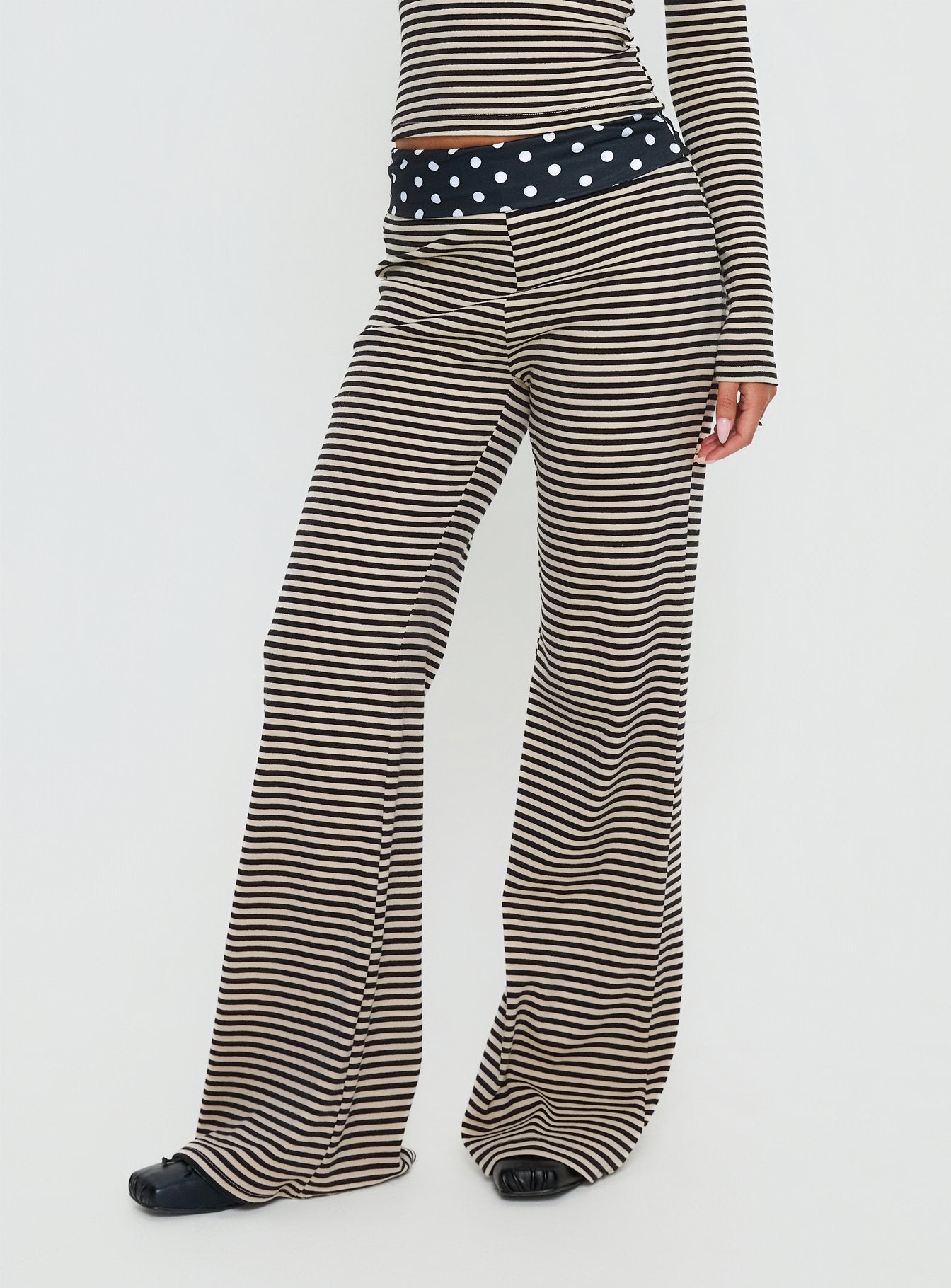 Virenna Fold Over Pants Black Multi - Image 2
