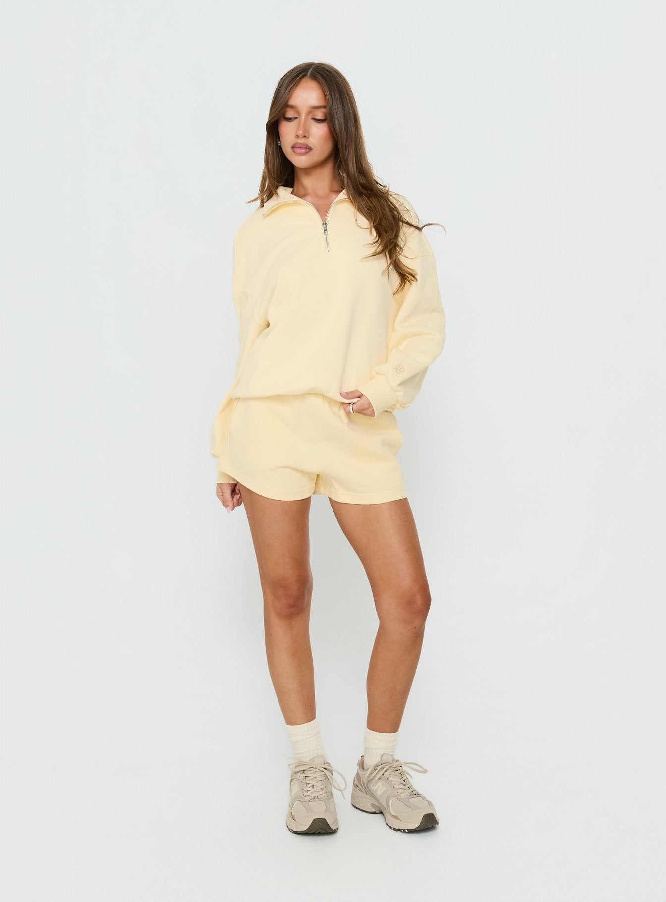 Haelie Fleece Shorts Butter Yellow - Image 2