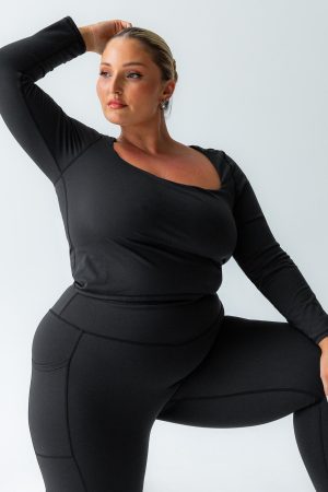 Thriving Activewear Top Black Curve