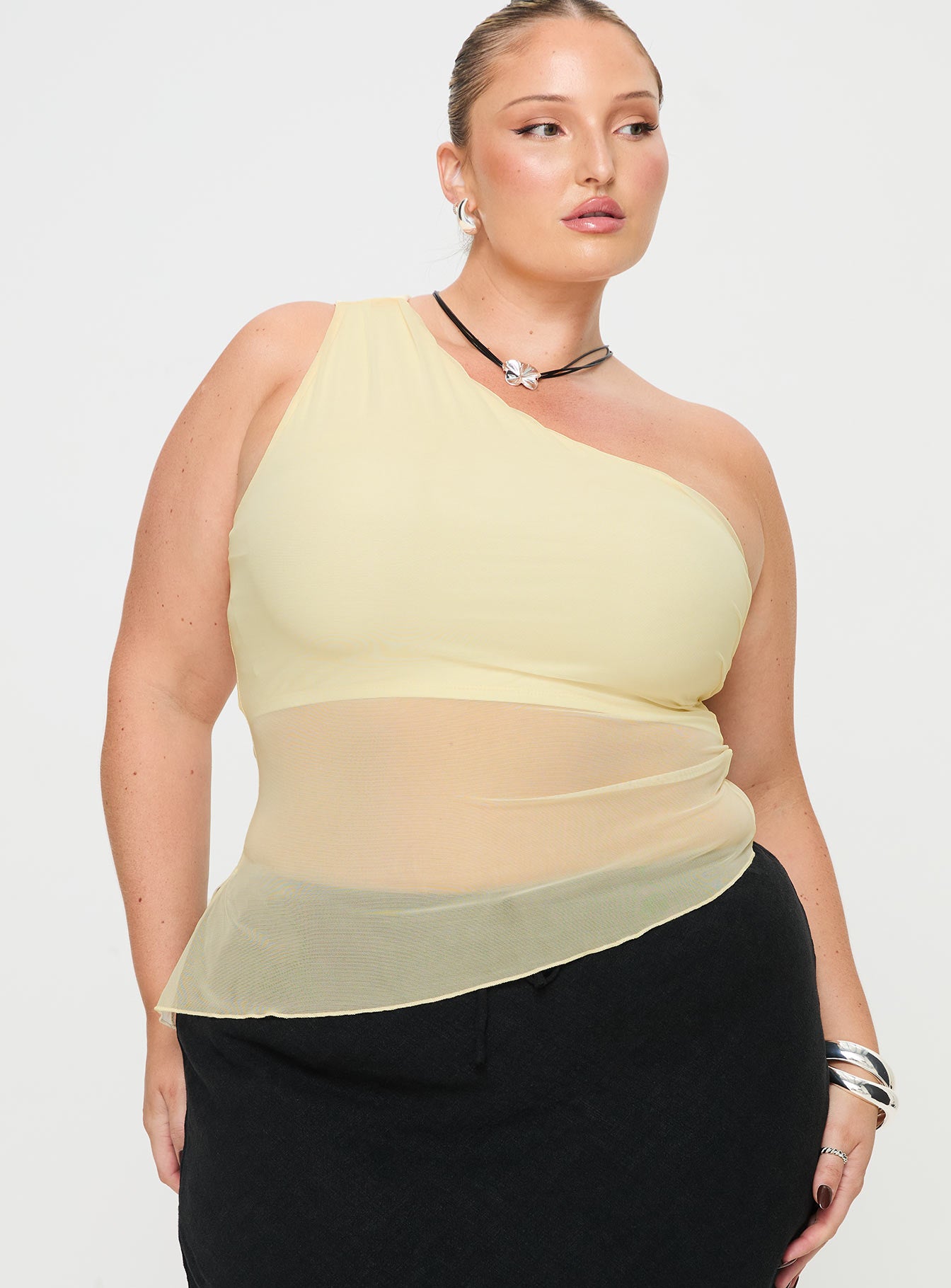 Gilda Asymmetric Top Cream Curve - Image 2