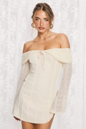 Colettie Long Sleeve Mini Dress Cream