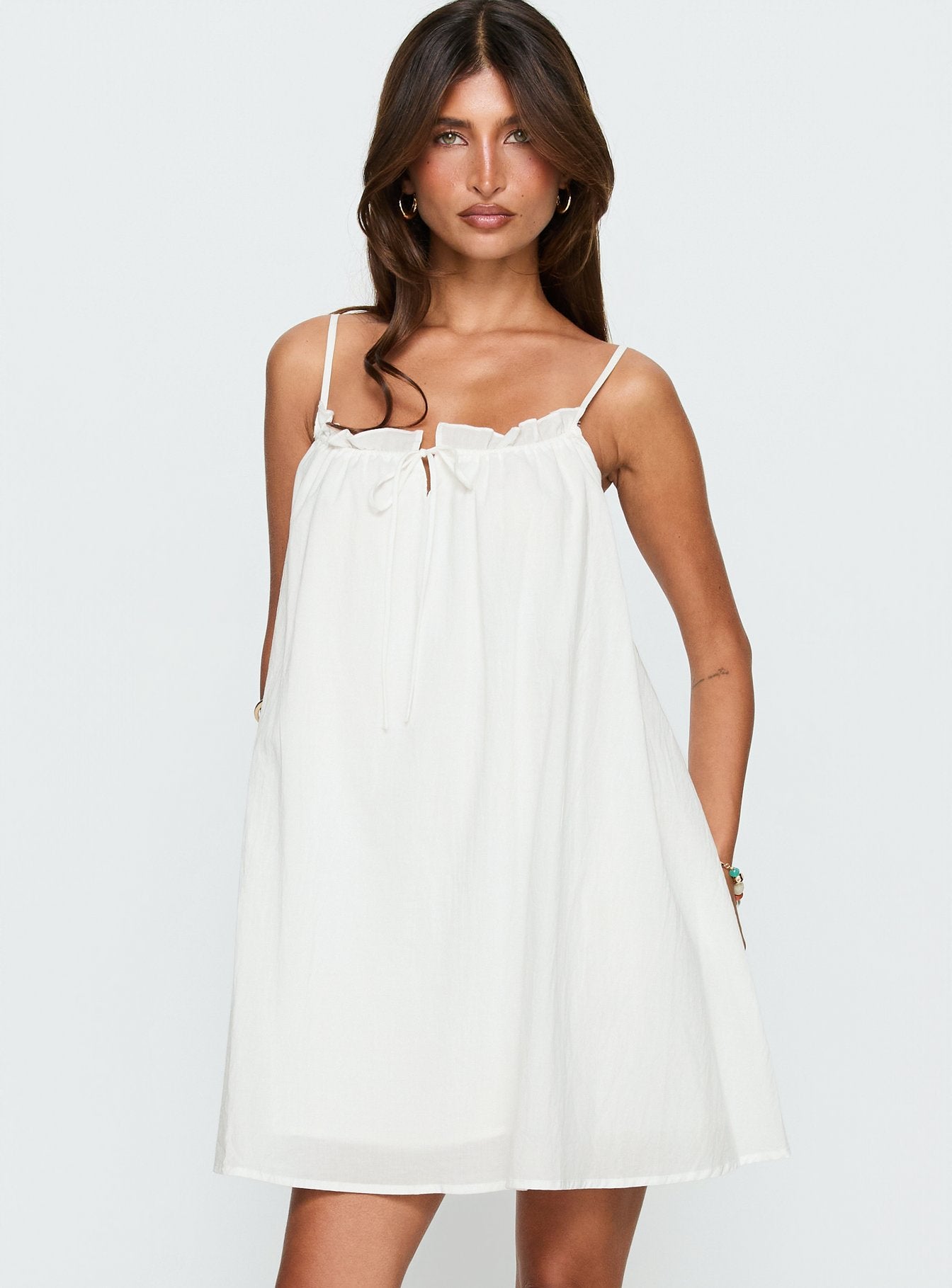 Kind Of Wonderful Tie Detail Baby Doll Mini Dress White - Image 2