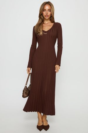 Gratuita Long Sleeve Rib Maxi Dress Chocolate