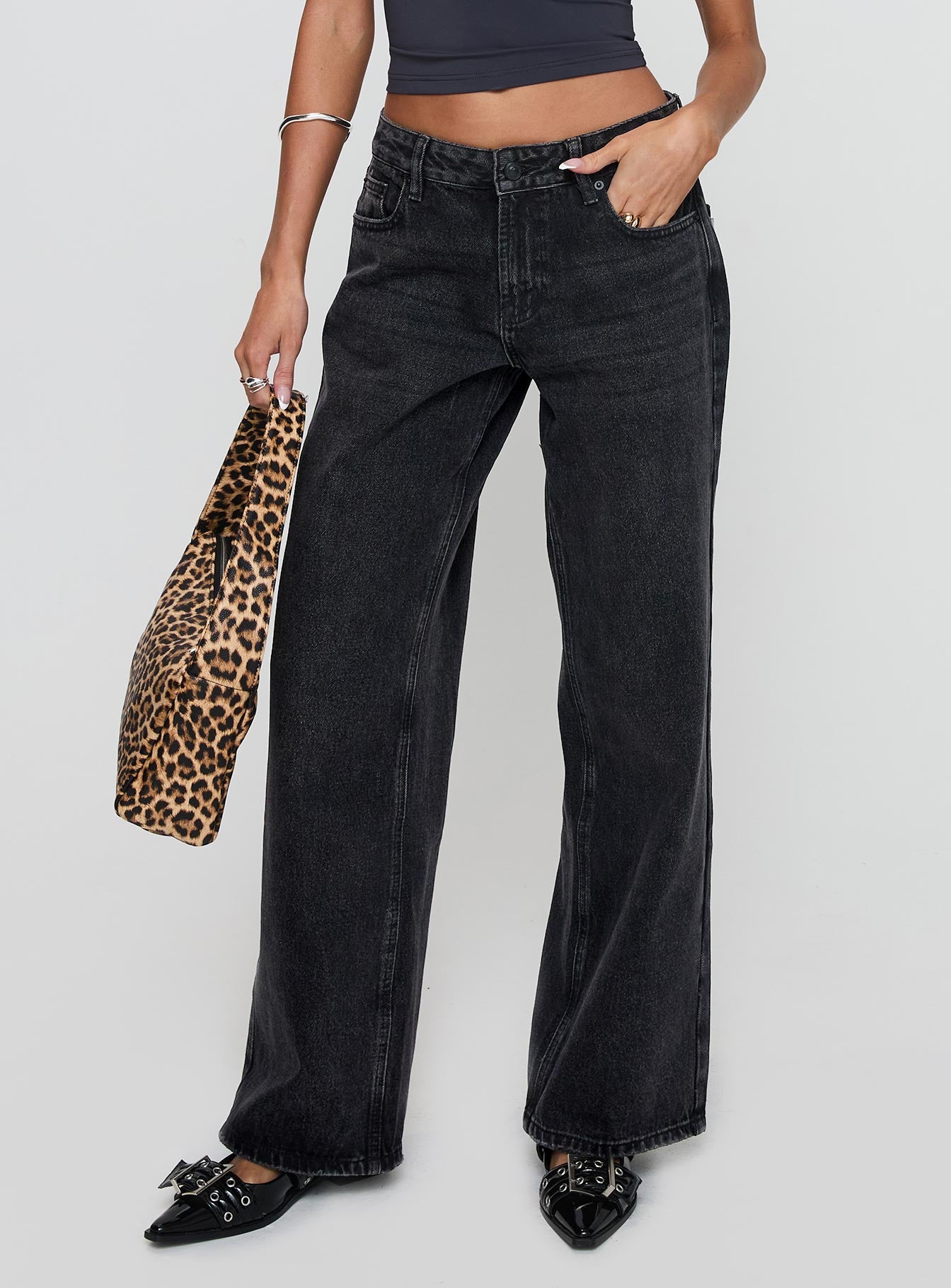Serenitia Mid Rise Straight Leg Jeans Washed Black Petite - Image 2