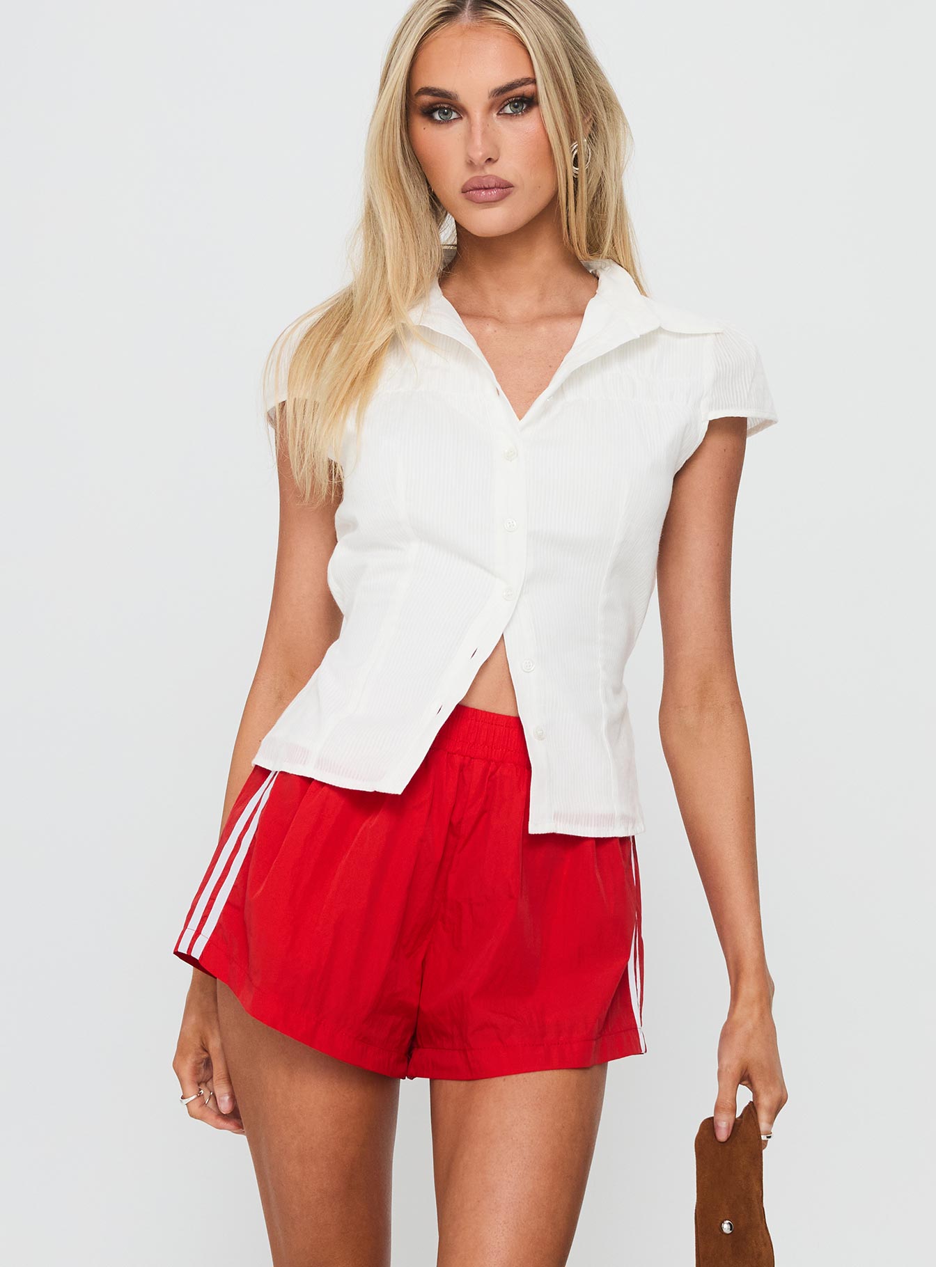 Borderline Track Short Red / White - Image 2