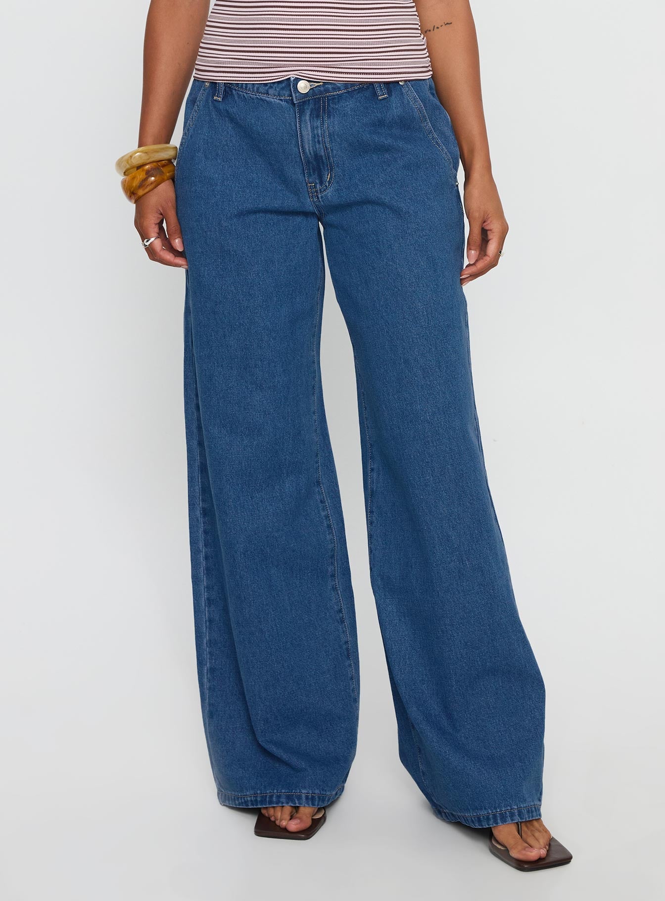 Polaris Mid Rise Straight Leg Jeans Mid Blue - Image 2