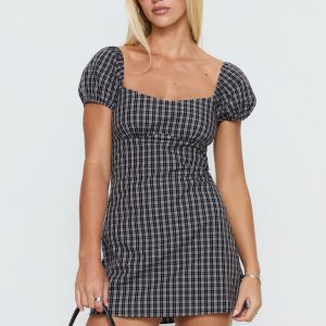 Sorynna Short Sleeve Playsuit Navy Check