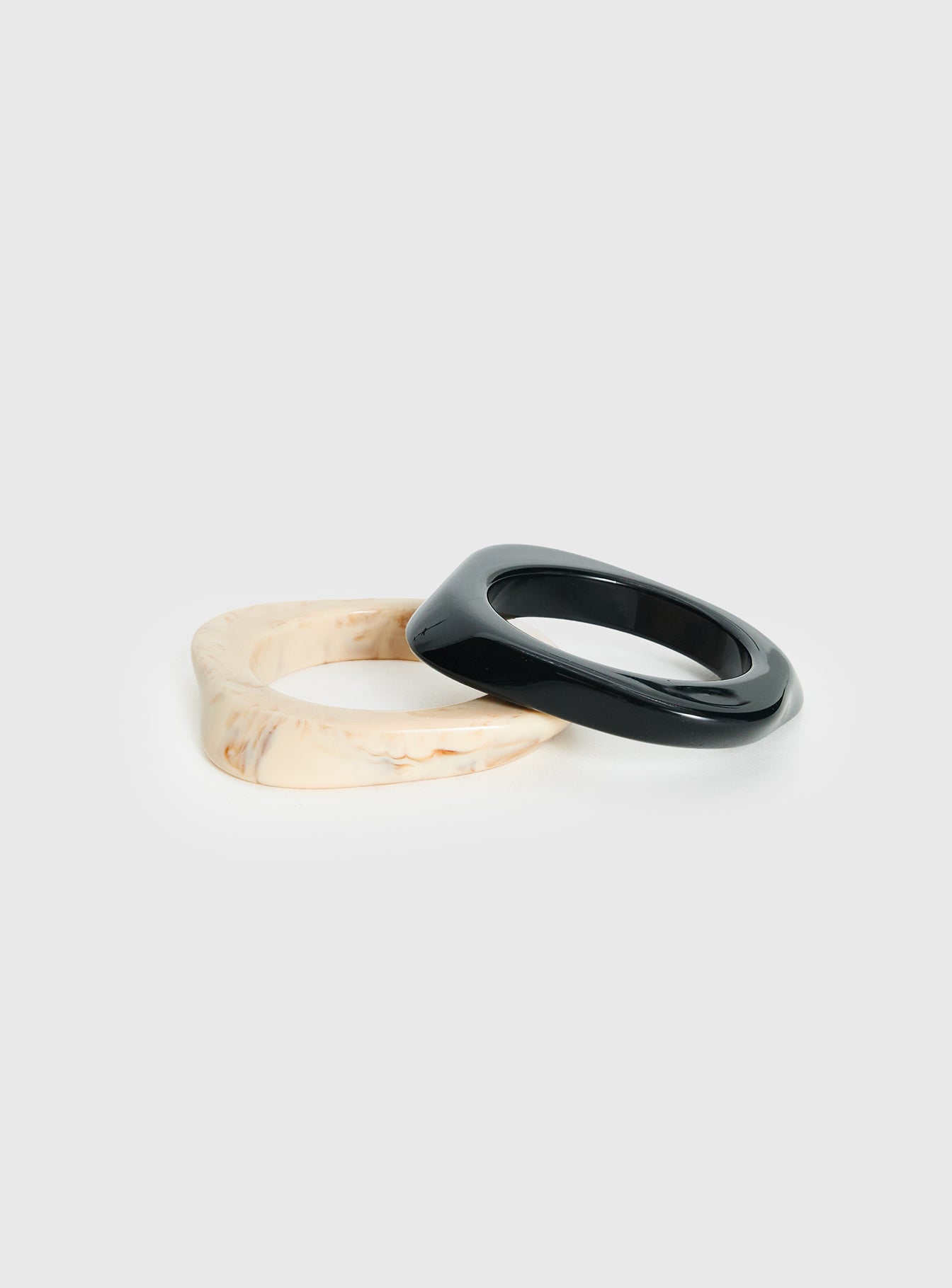 Jordann Resin Cuff Pack Black / Cream - Image 2