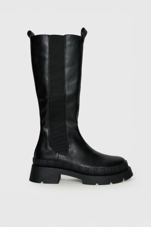 Douglas Boots Black