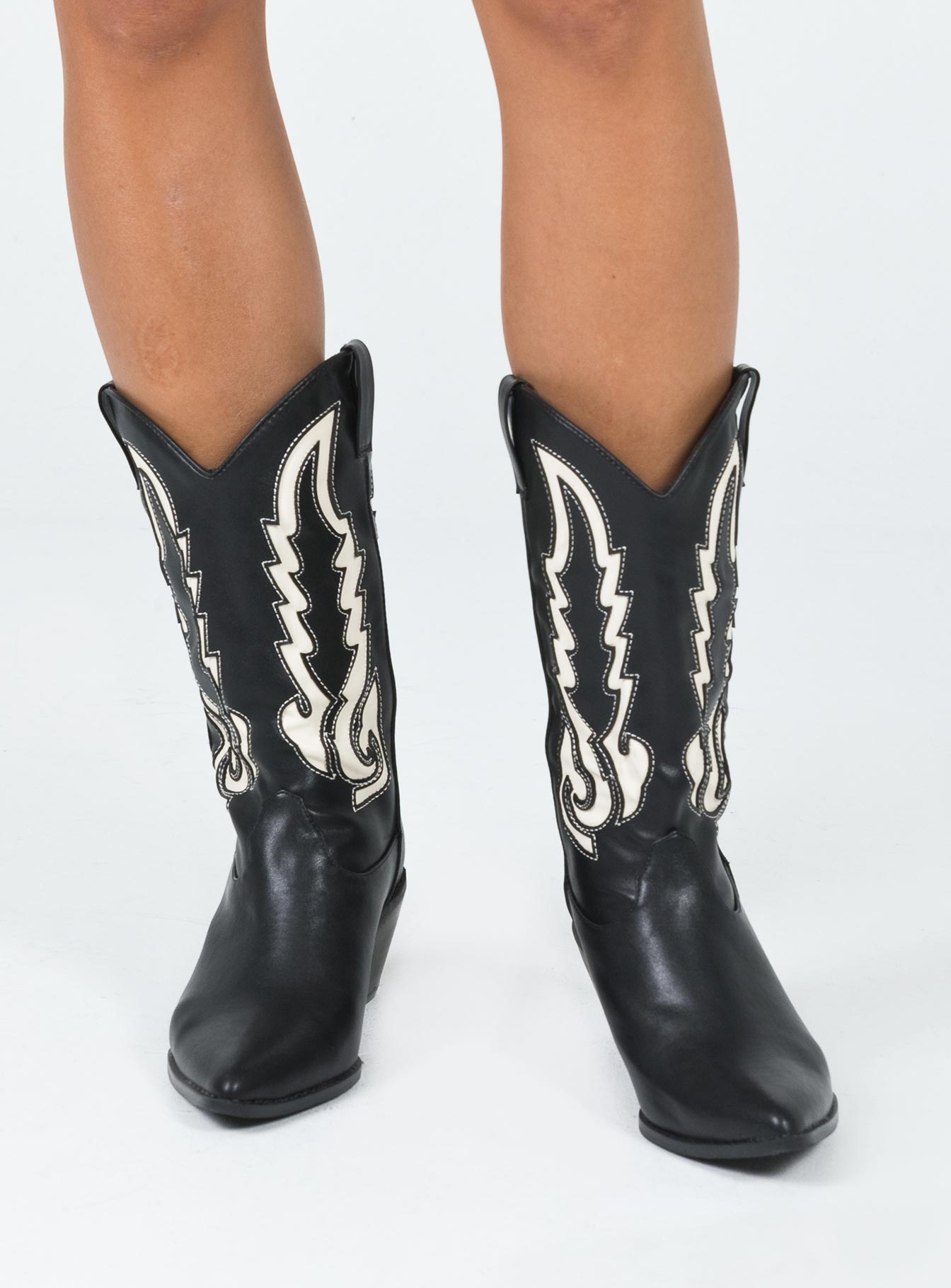 Billini Norva Boots Black / Bone - Image 2