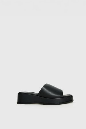 Bayshore Sandals Black