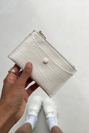 Keeping Track Wallet Cream