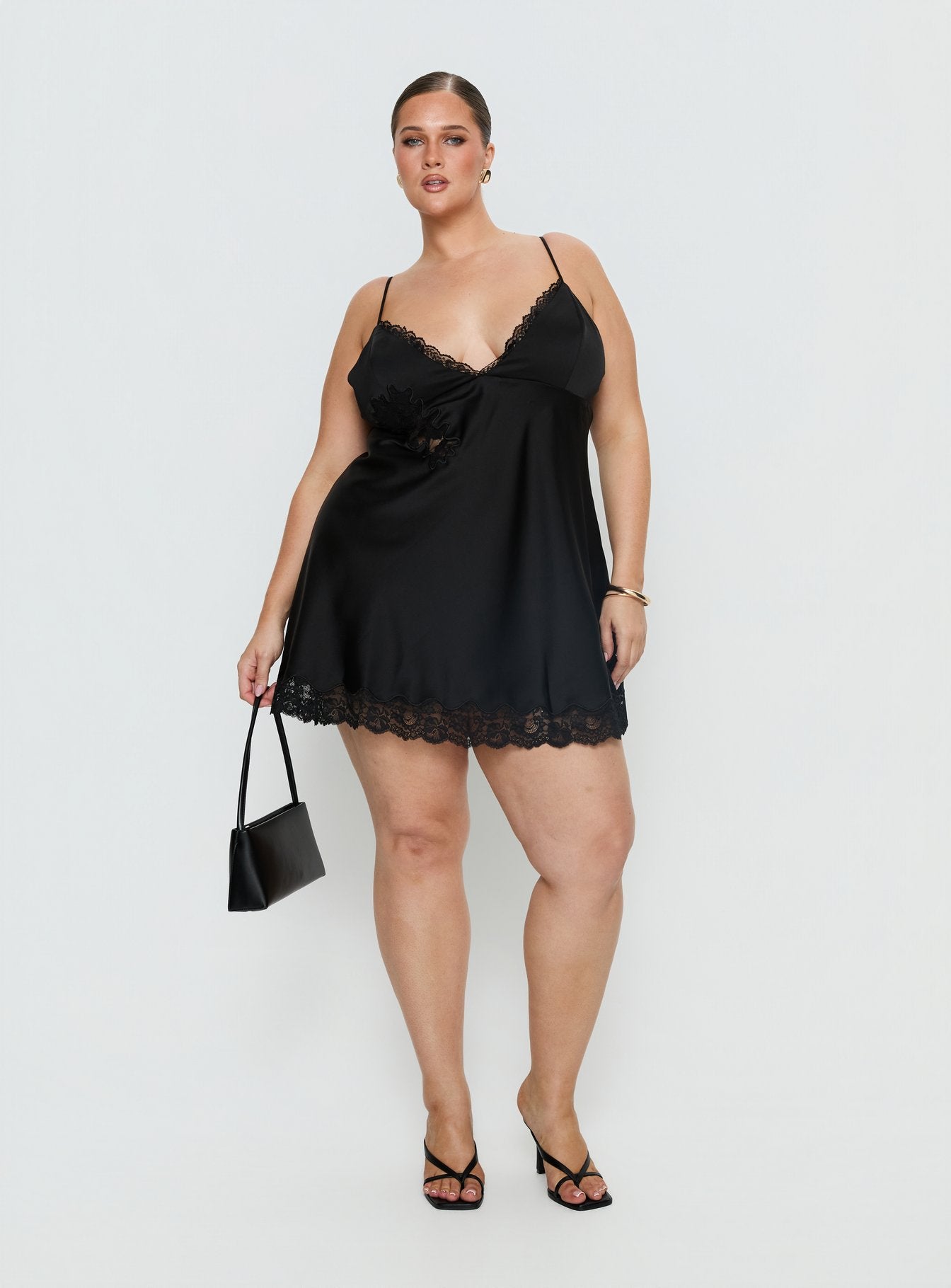 Aloura Spliced Lace Mini Dress Black Curve - Image 3