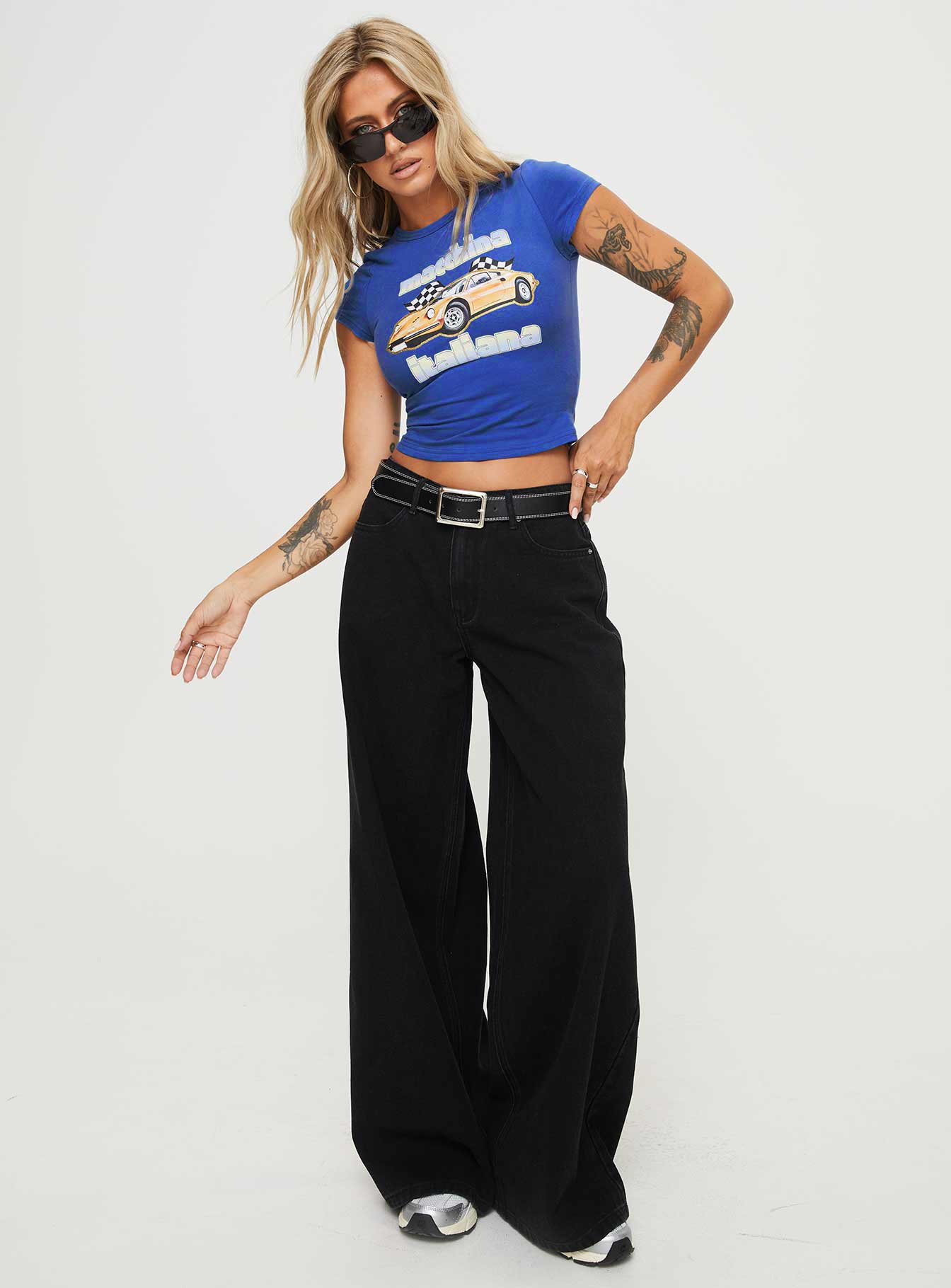 Naylor Mid Rise Wide Leg Jeans Washed Black Tall - Image 3