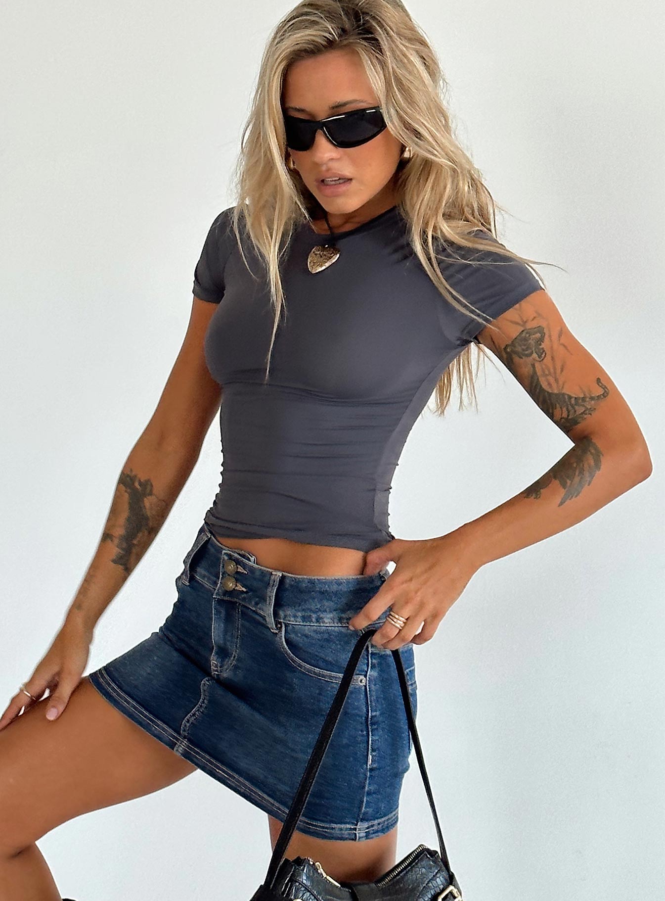 Faya Low Rise Mini Denim Skirt Vintage Dark Wash Tall - Image 15