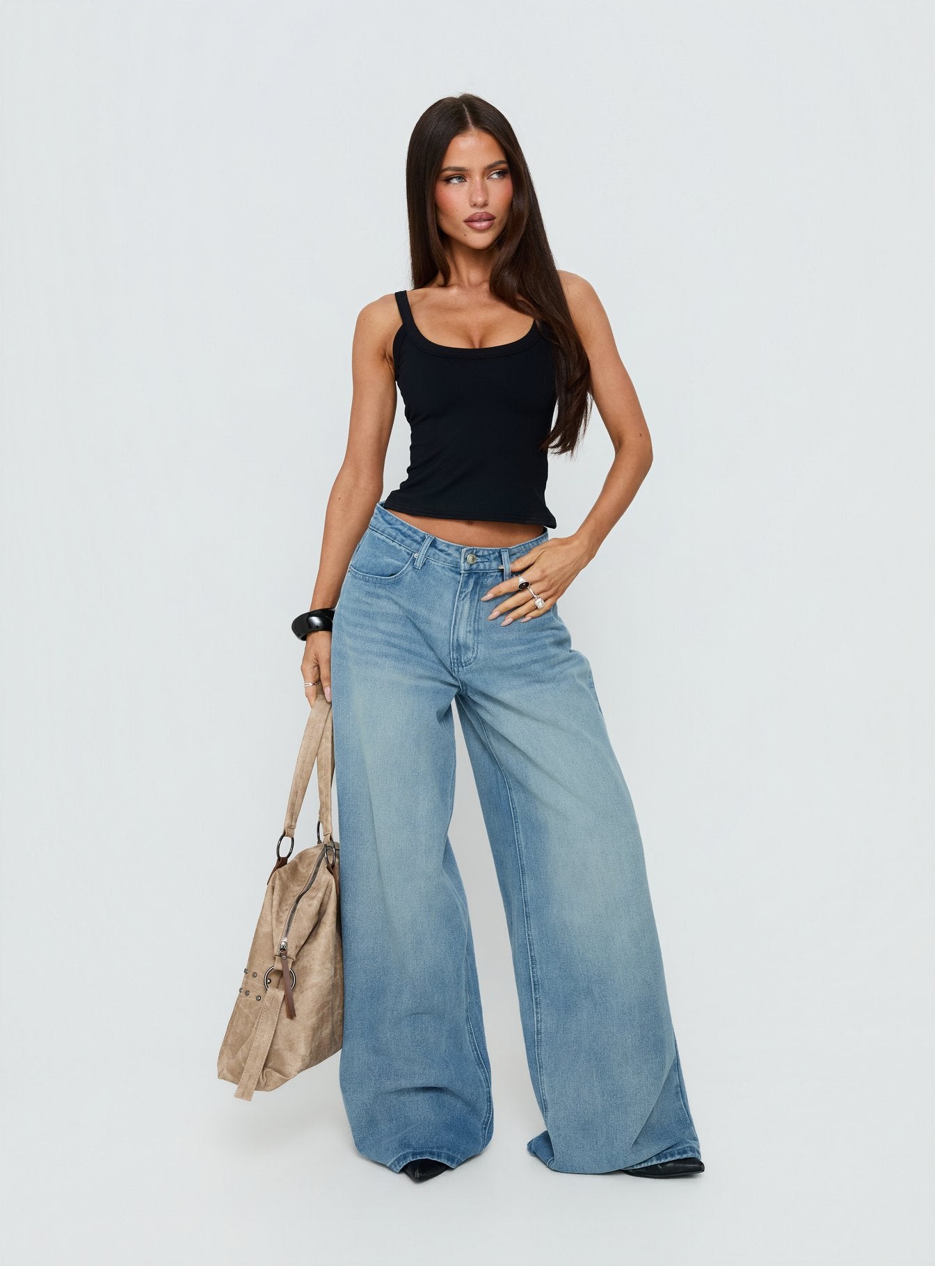 Naylor Mid Rise Wide Leg Jeans Light Blue Wash - Image 3
