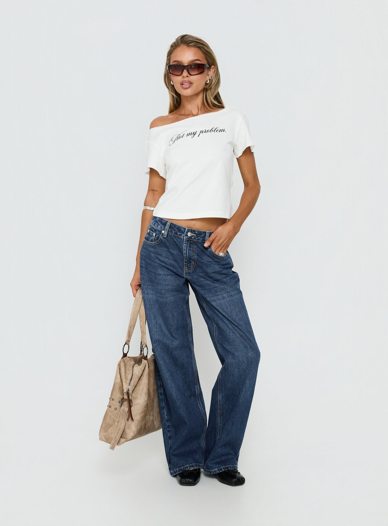 Serenitia Mid Rise Straight Leg Relaxed Jeans Dark Blue Wash - Image 3