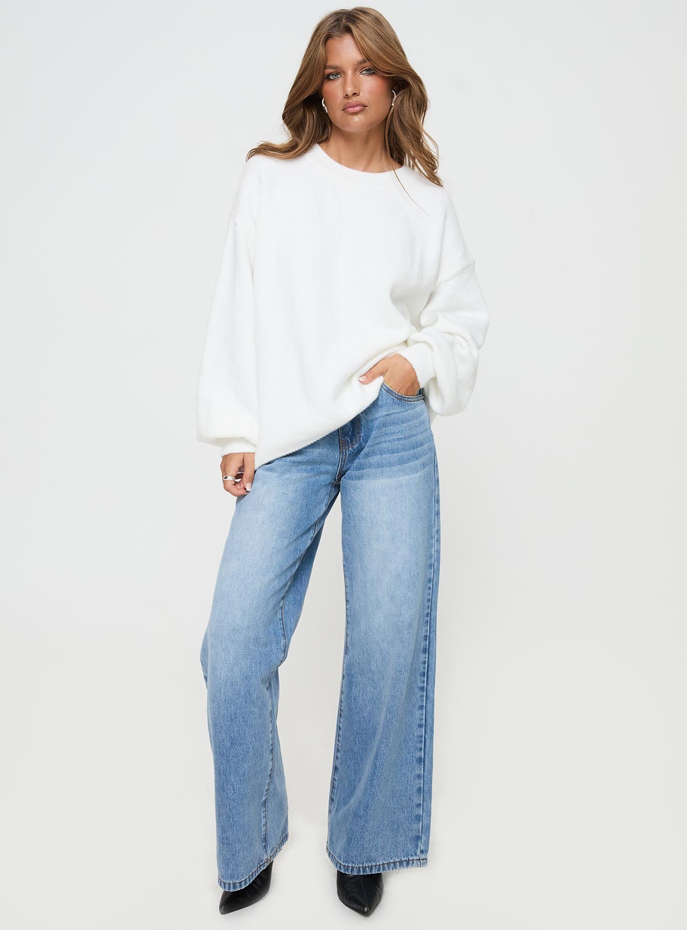 Ryanna Sweater White - Image 3