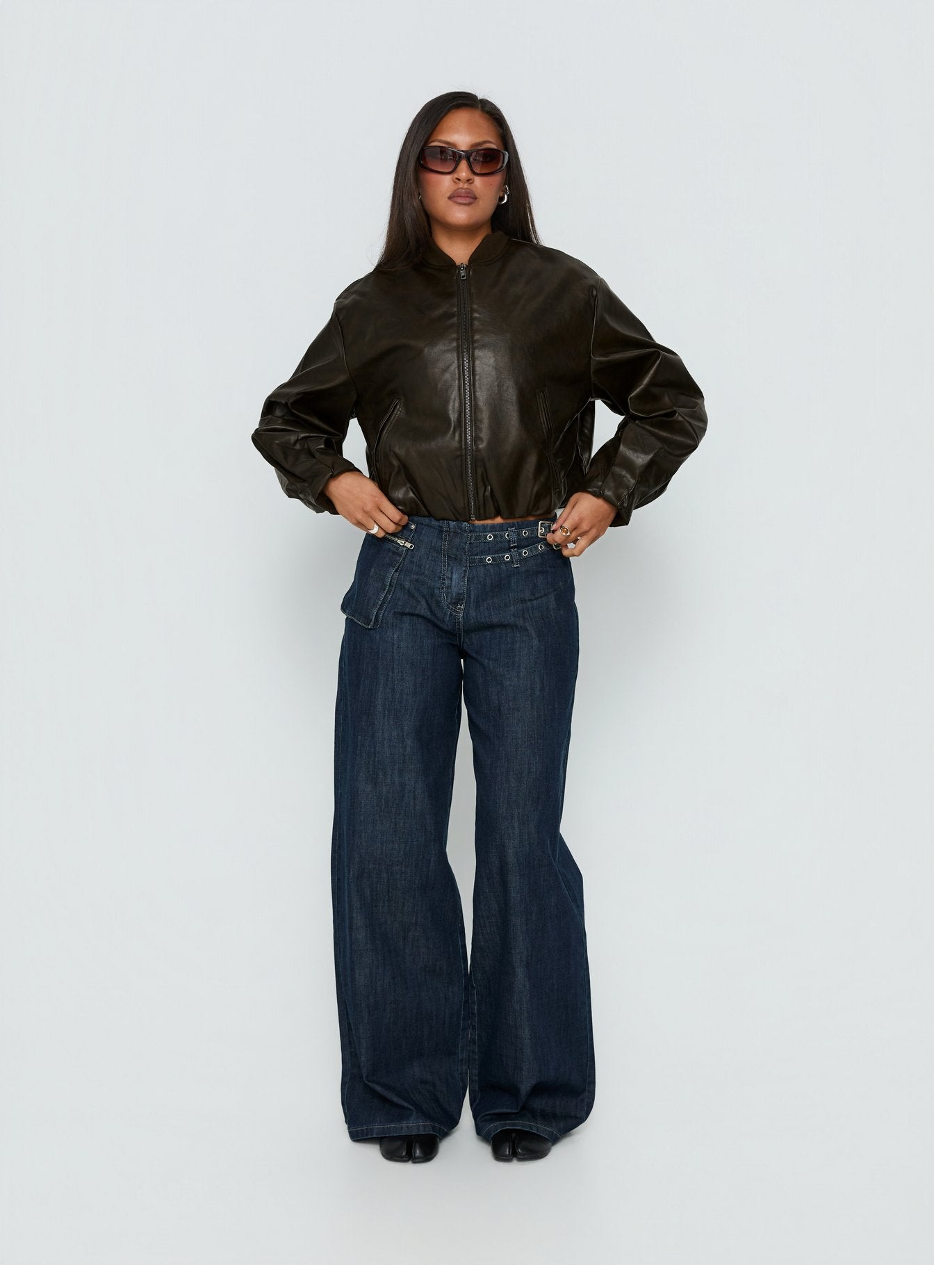 Paltrow Mid Rise Wide Leg Cargo Jeans Dark Blue Wash - Image 3