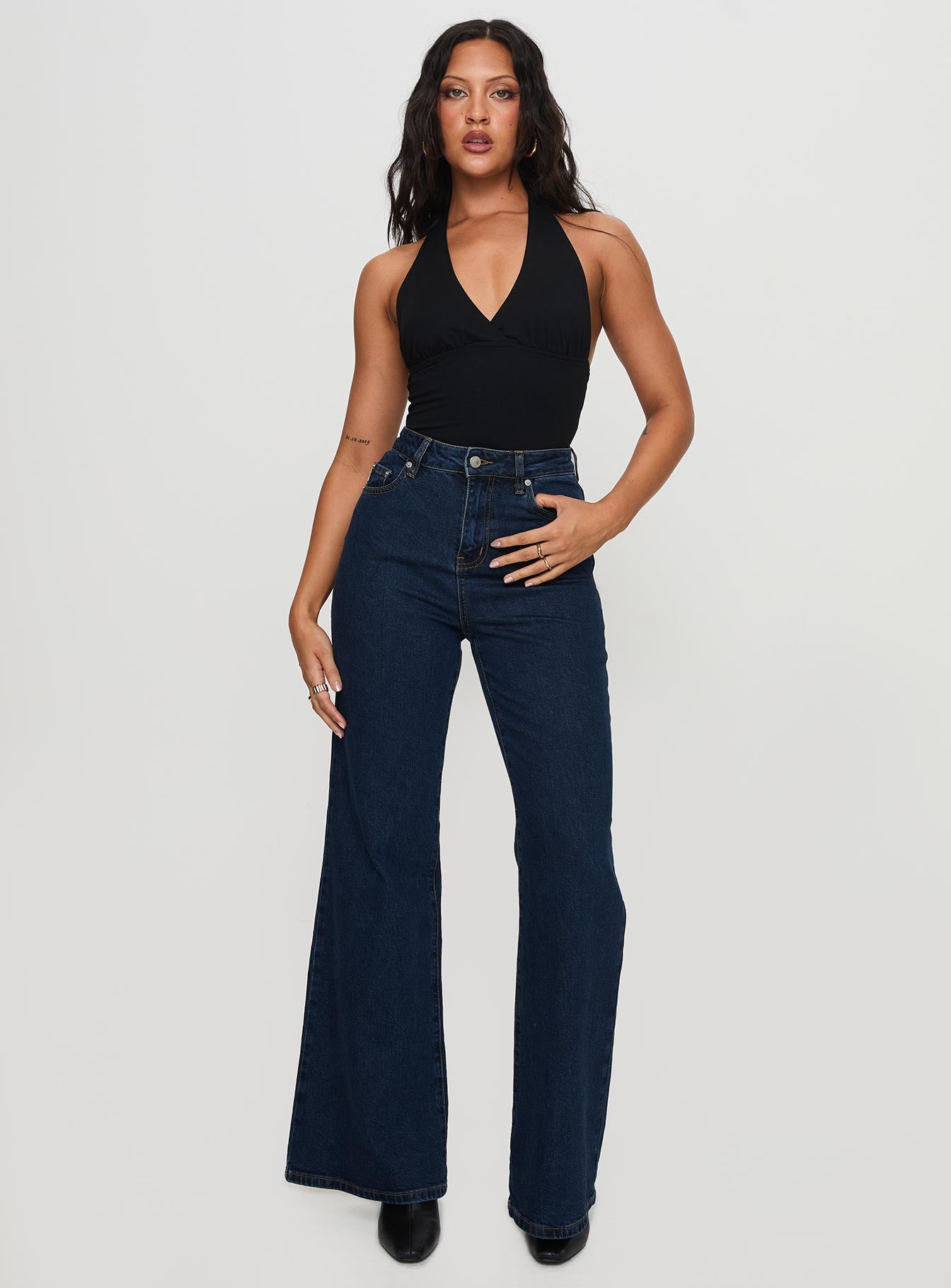 Thearlie High Rise Flared Jeans Dark Wash - Image 4