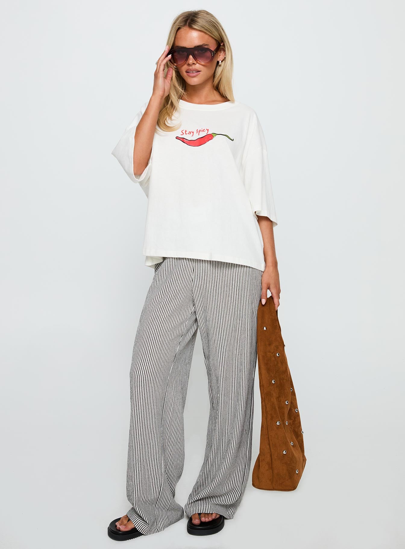 Stay Spicy Graphic Top White - Image 3
