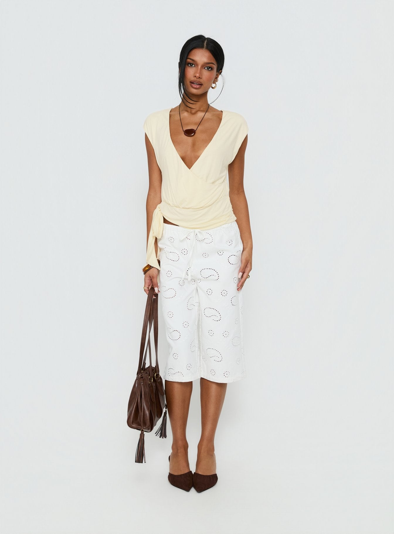 Roda Anglaise Longline Shorts White - Image 3