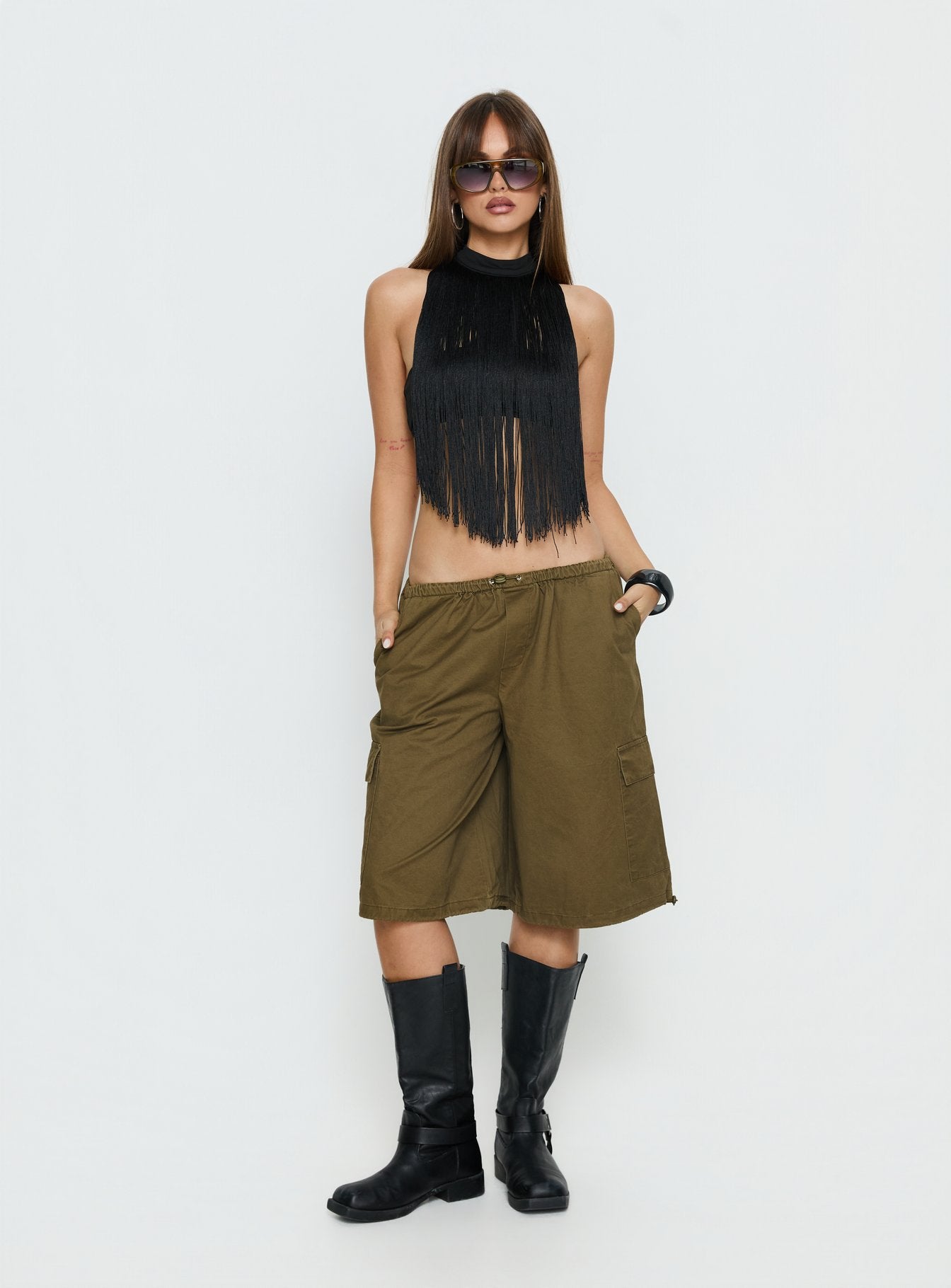 Allyza Baggy Cargo Shorts Olive - Image 3