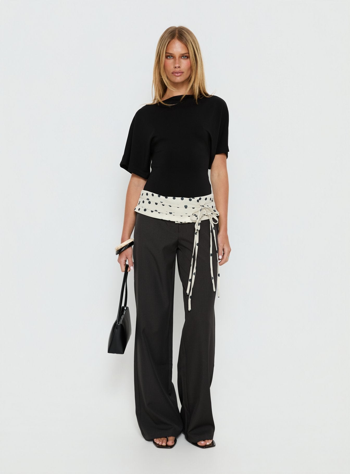 Arazia Cinched Short Sleeve Top Black - Image 3