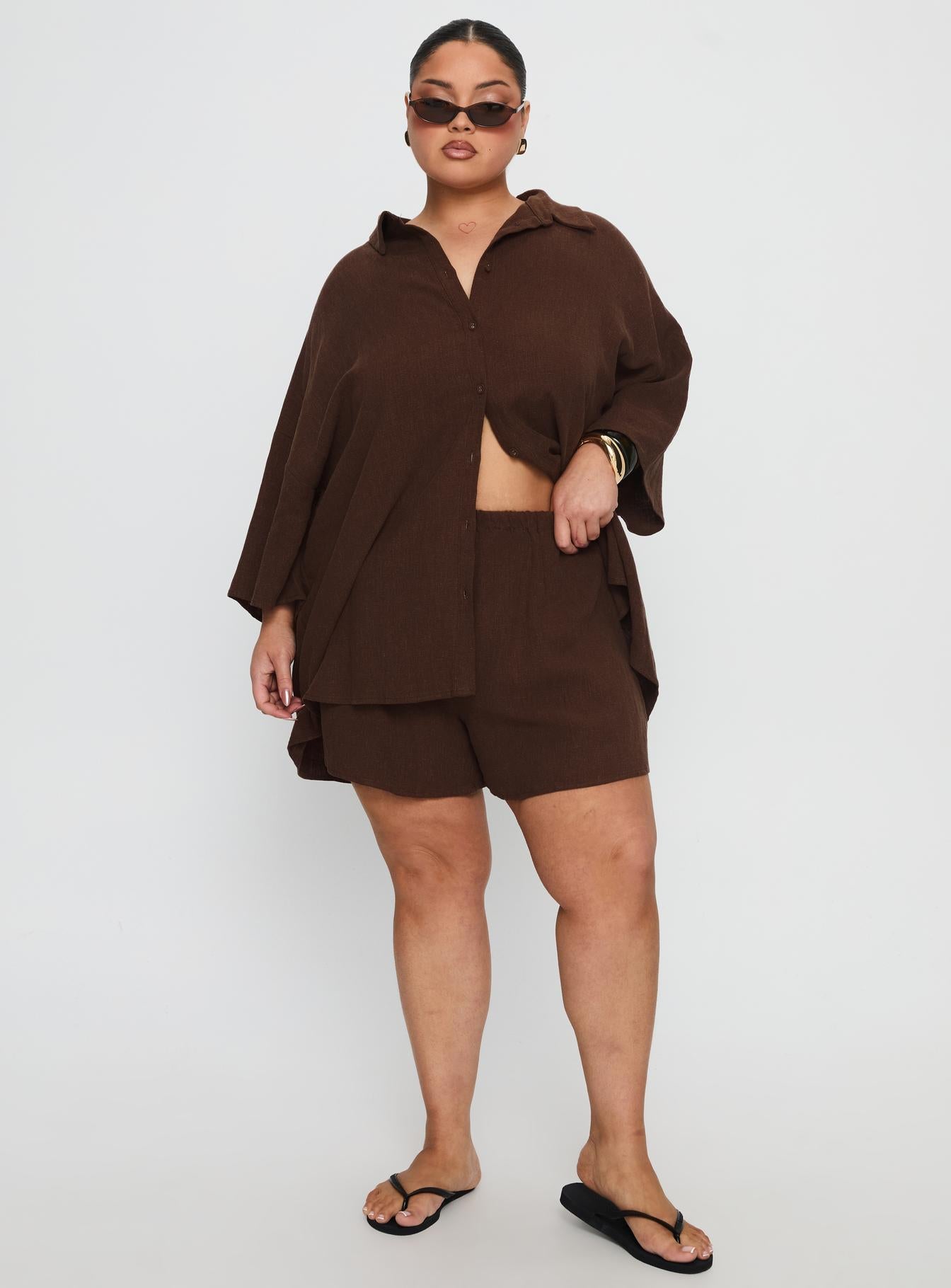 Peni Drawstring Linen Shorts Chocolate Curve - Image 3