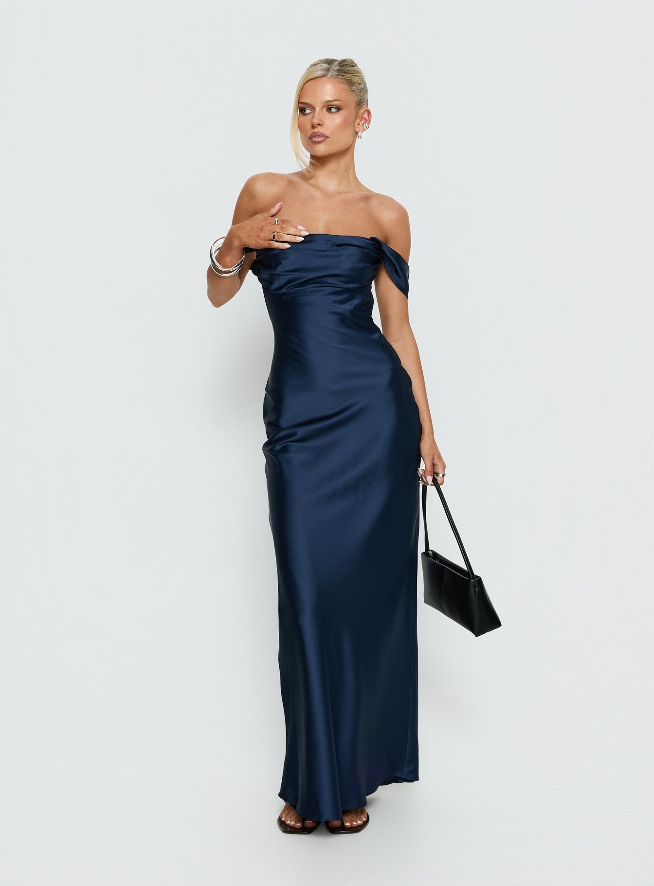 Azura Off The Shoulder Maxi Dress Navy - Image 3