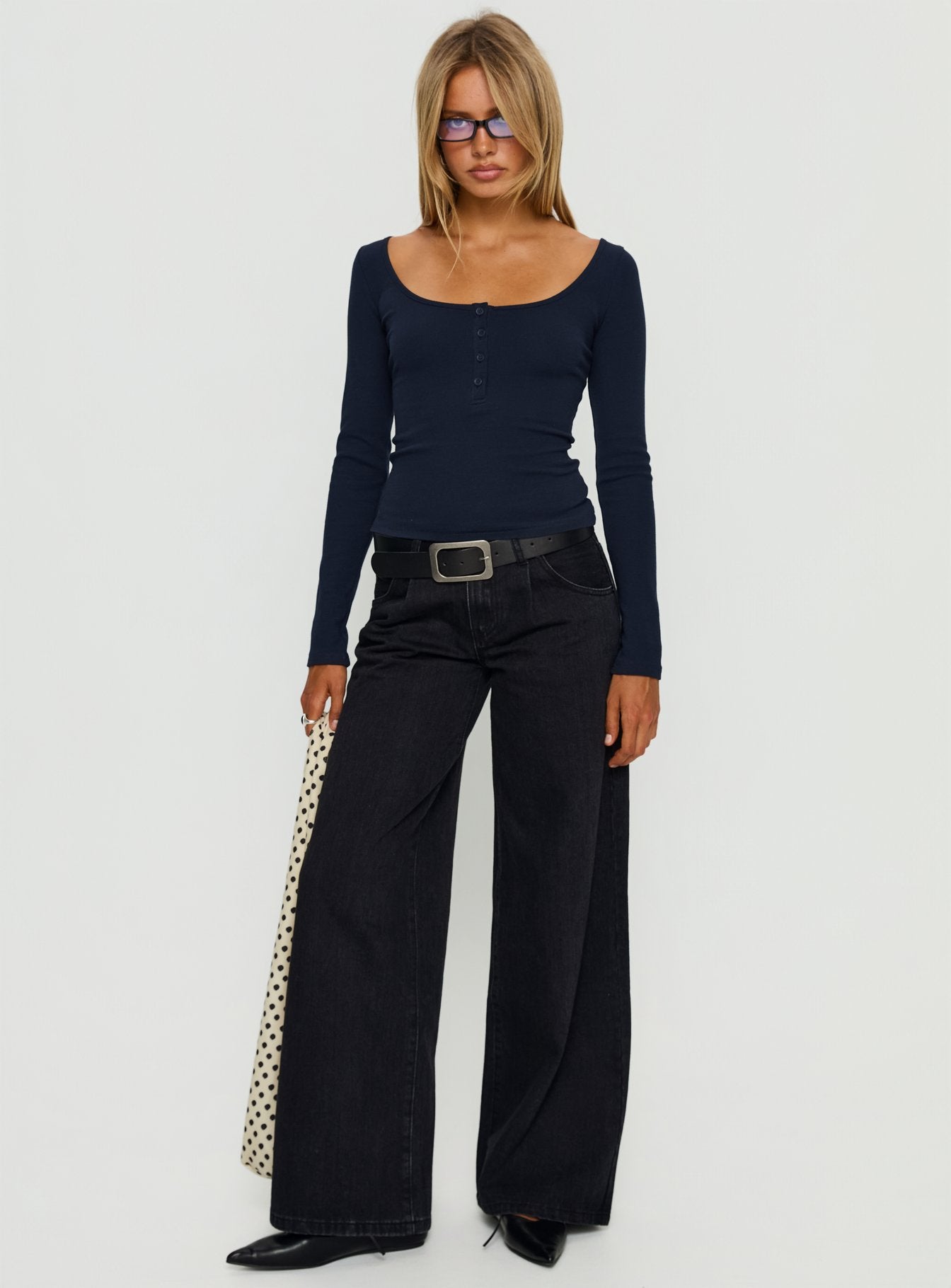 Supercut Low Rise Baggy Pleat Jeans Washed Black - Image 2