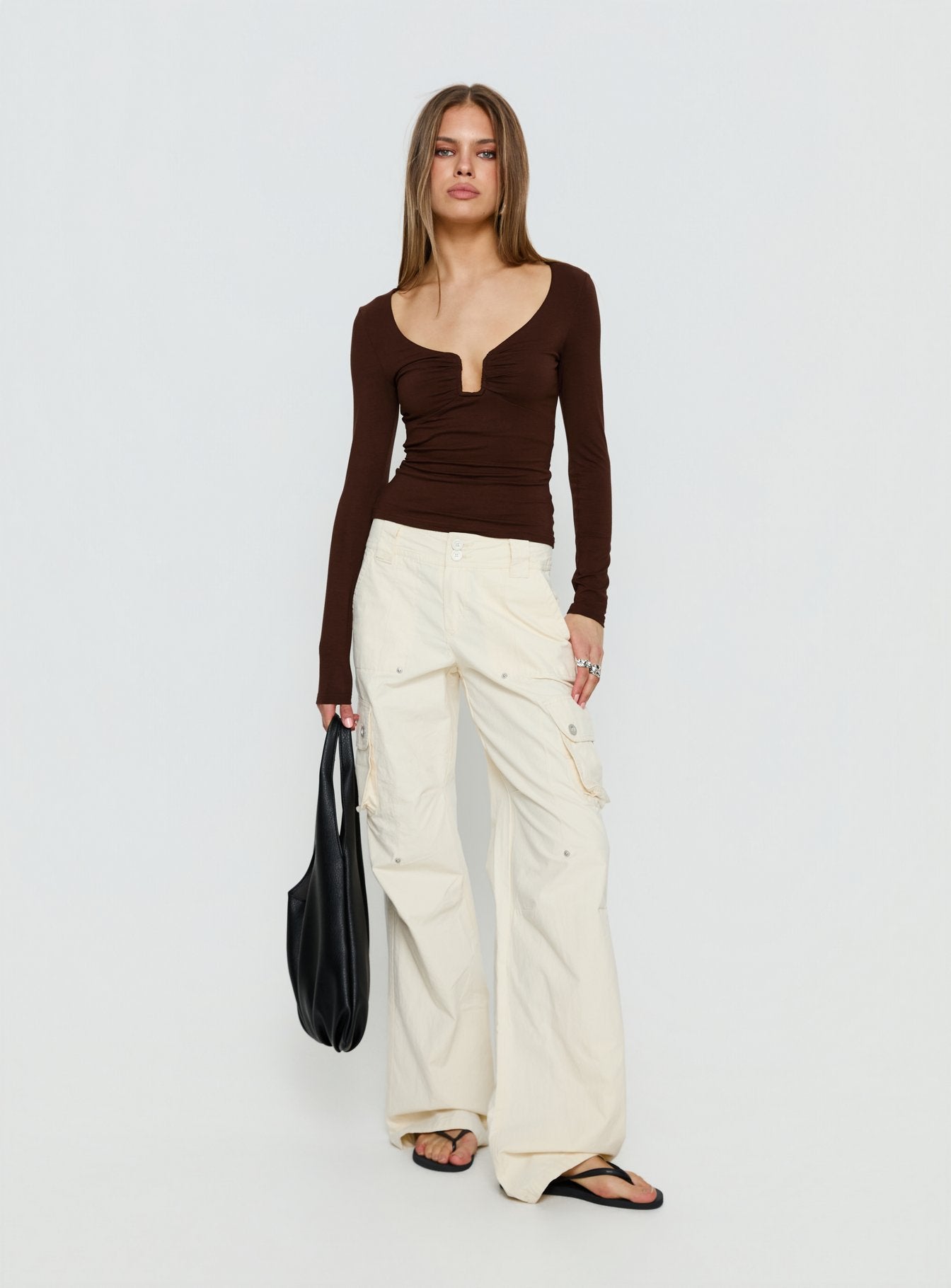 Serelle Long Sleeve Bust Detail Top Chocolate - Image 2