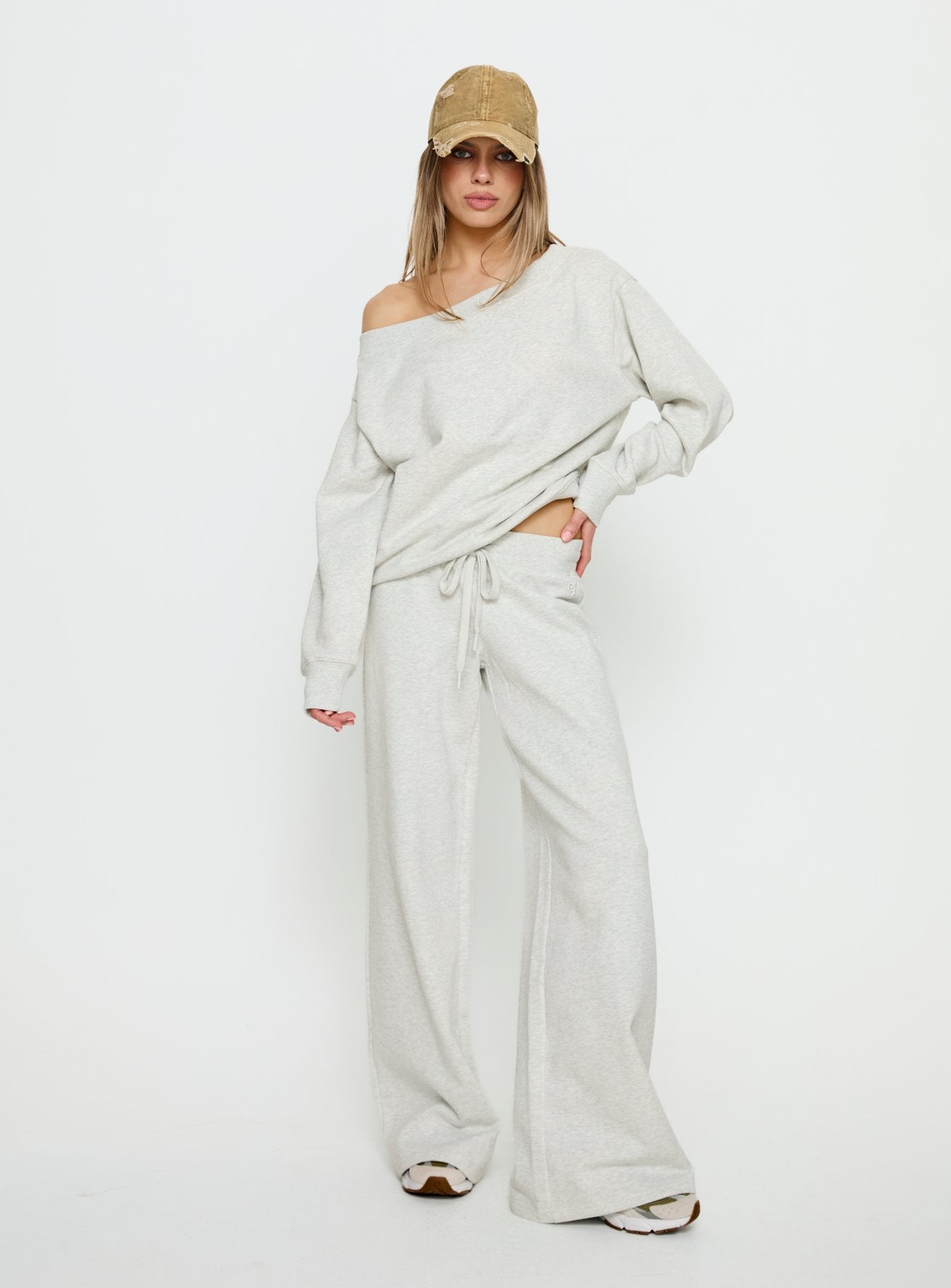 Wellness Off the Shoulder Jumper Grey Marle - Image 3