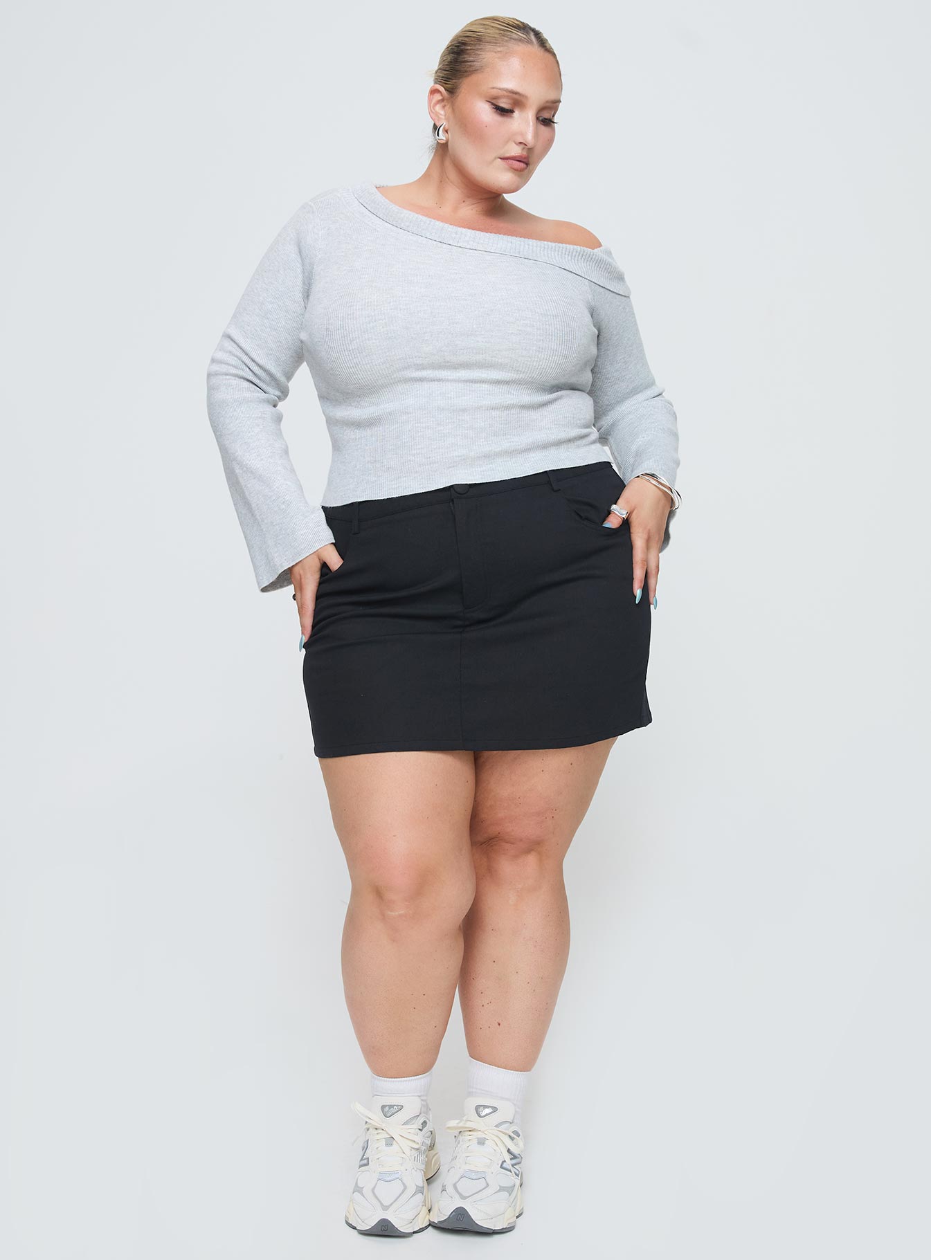 Sina Off The Shoulder Top Grey Curve - Image 7