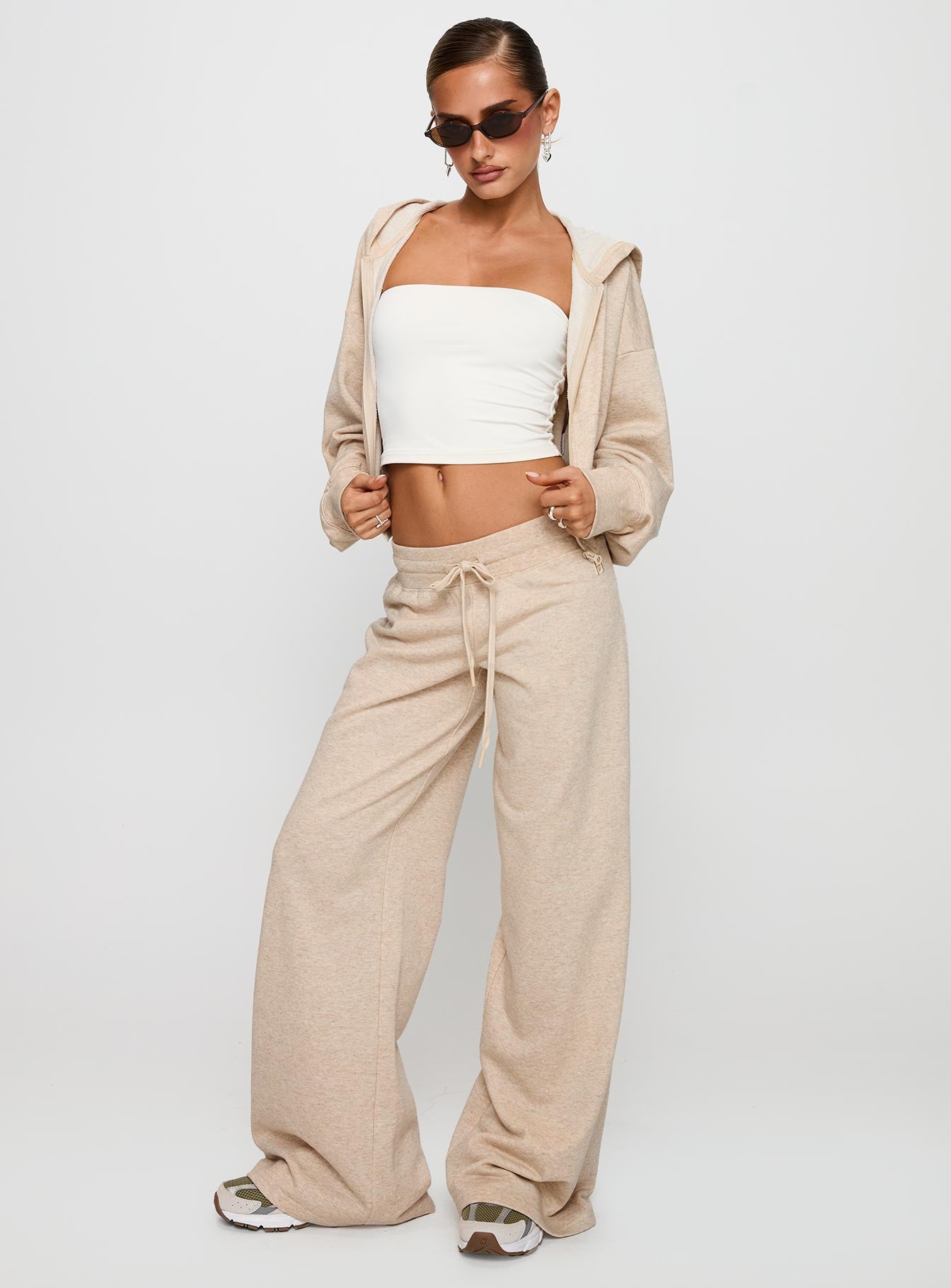 Mindful Low Rise Pant Oat Marle - Image 3