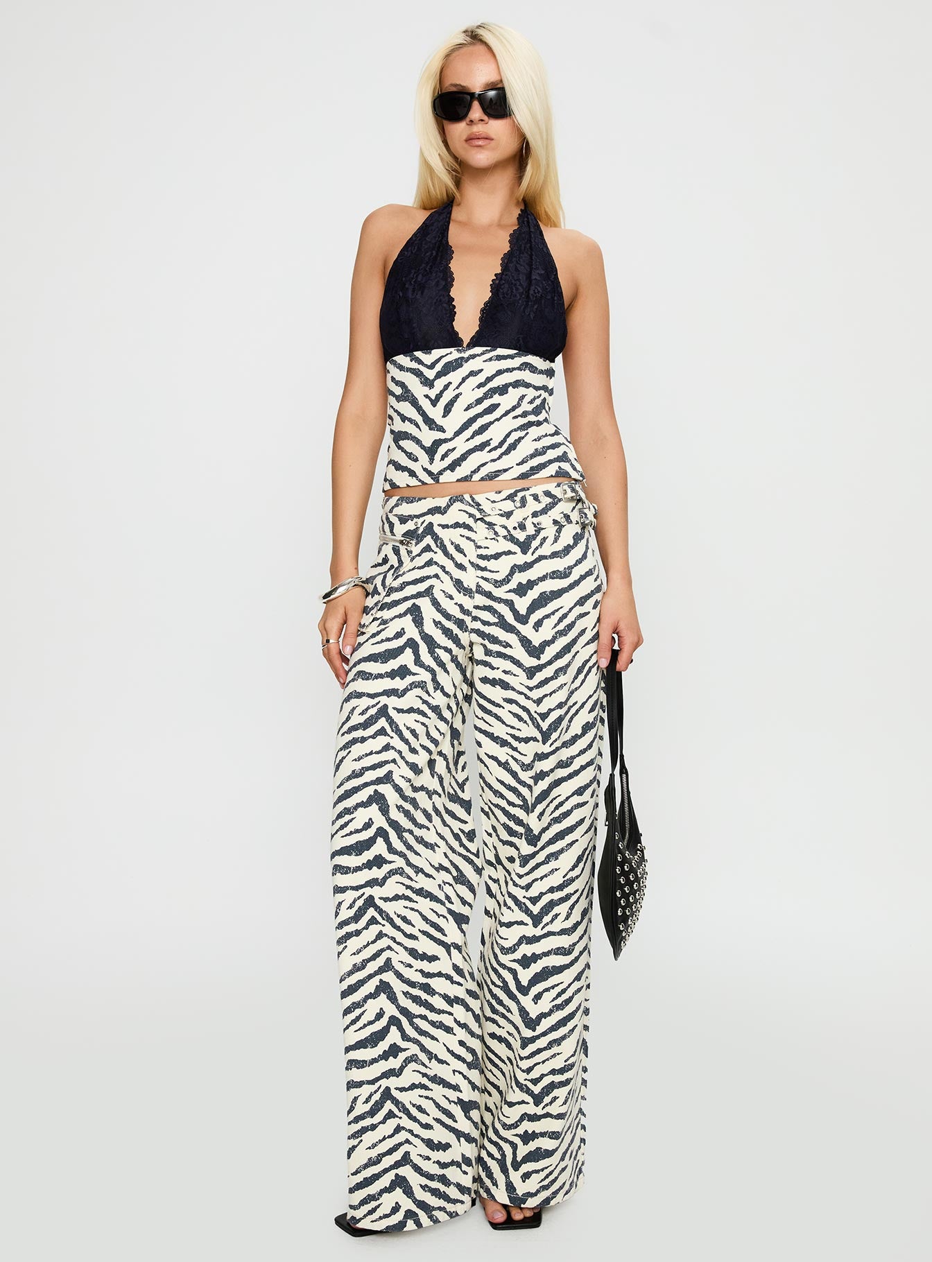 Paltrow Mid Rise Wide Leg Cargo Jeans Zebra - Image 3