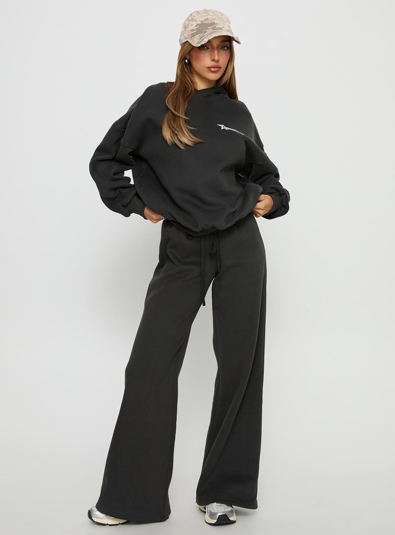 Princess Polly Stargirl Wide Leg Sweat Pants Charcoal - Image 3
