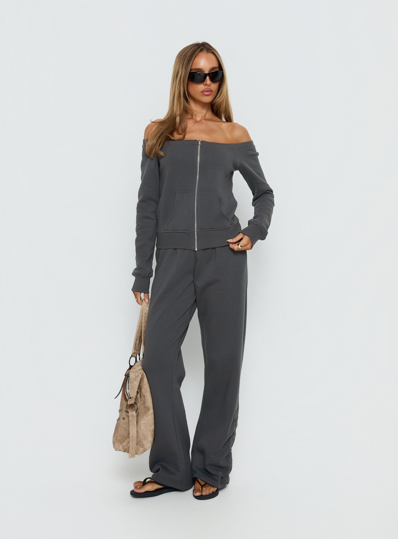 Rylan Low Rise Joggers Grey - Image 3