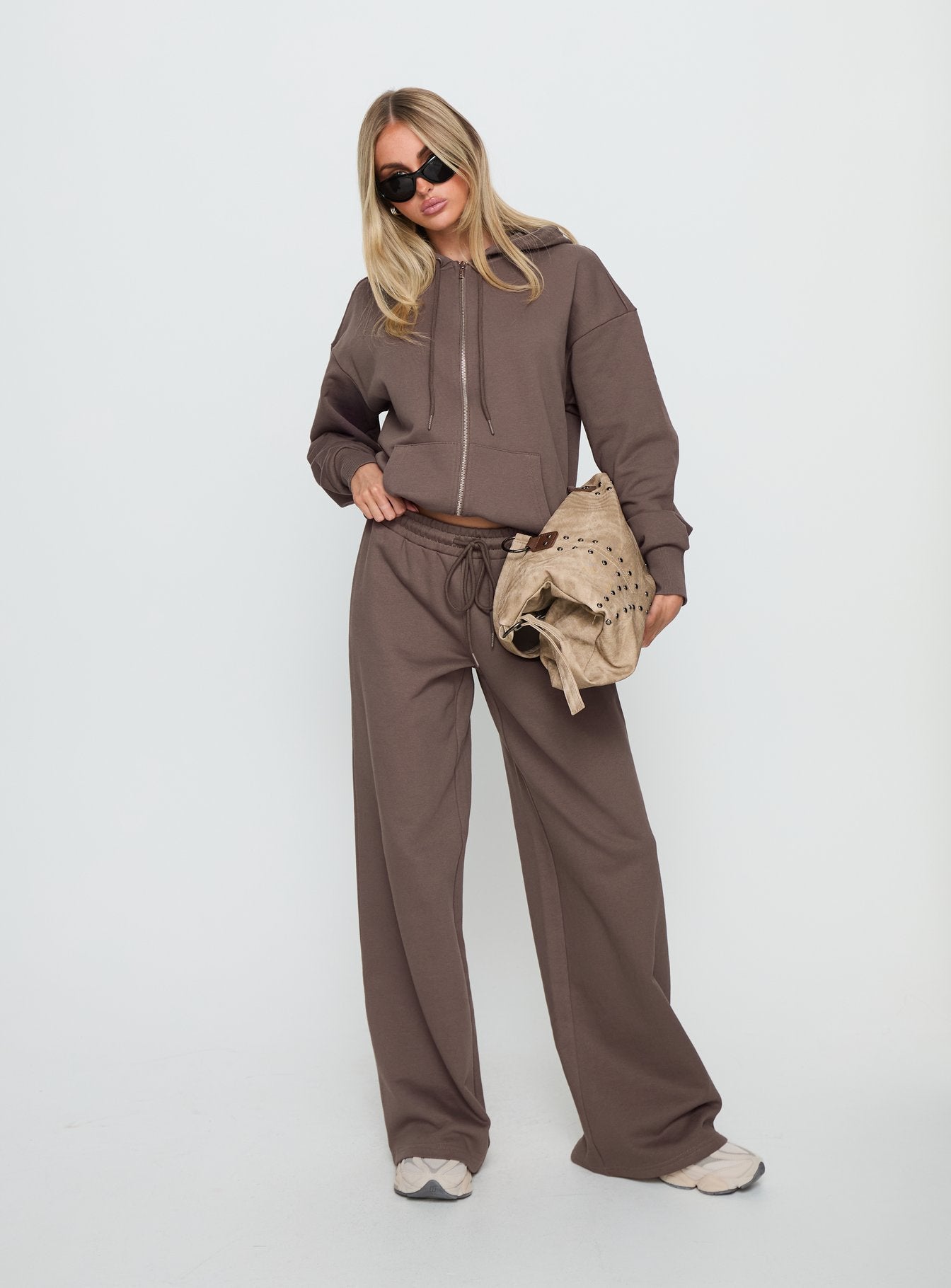 All Day Oversized Hoodie Mocha - Image 3