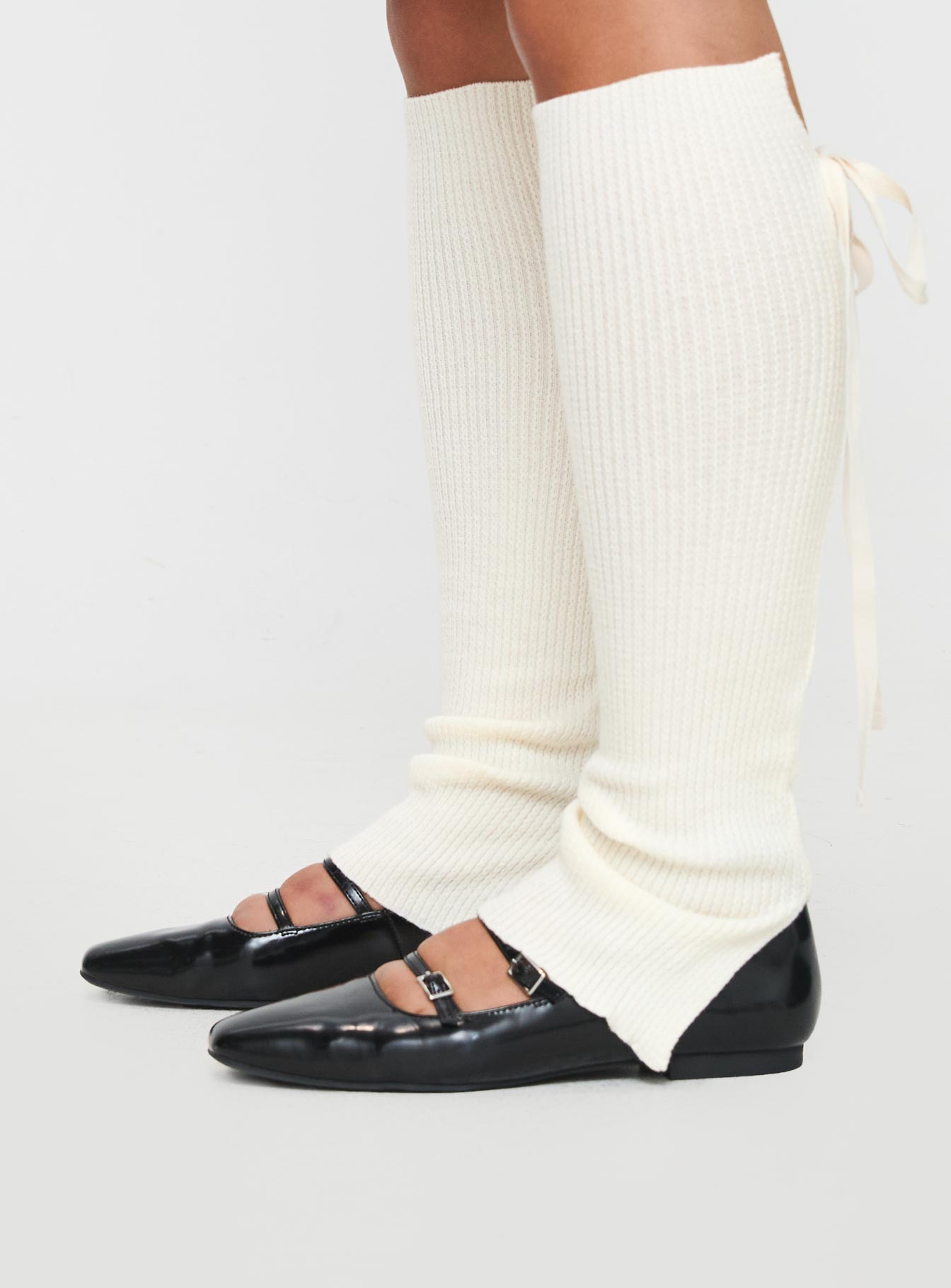 Swan Lake Leg Warmers Cream - Image 3