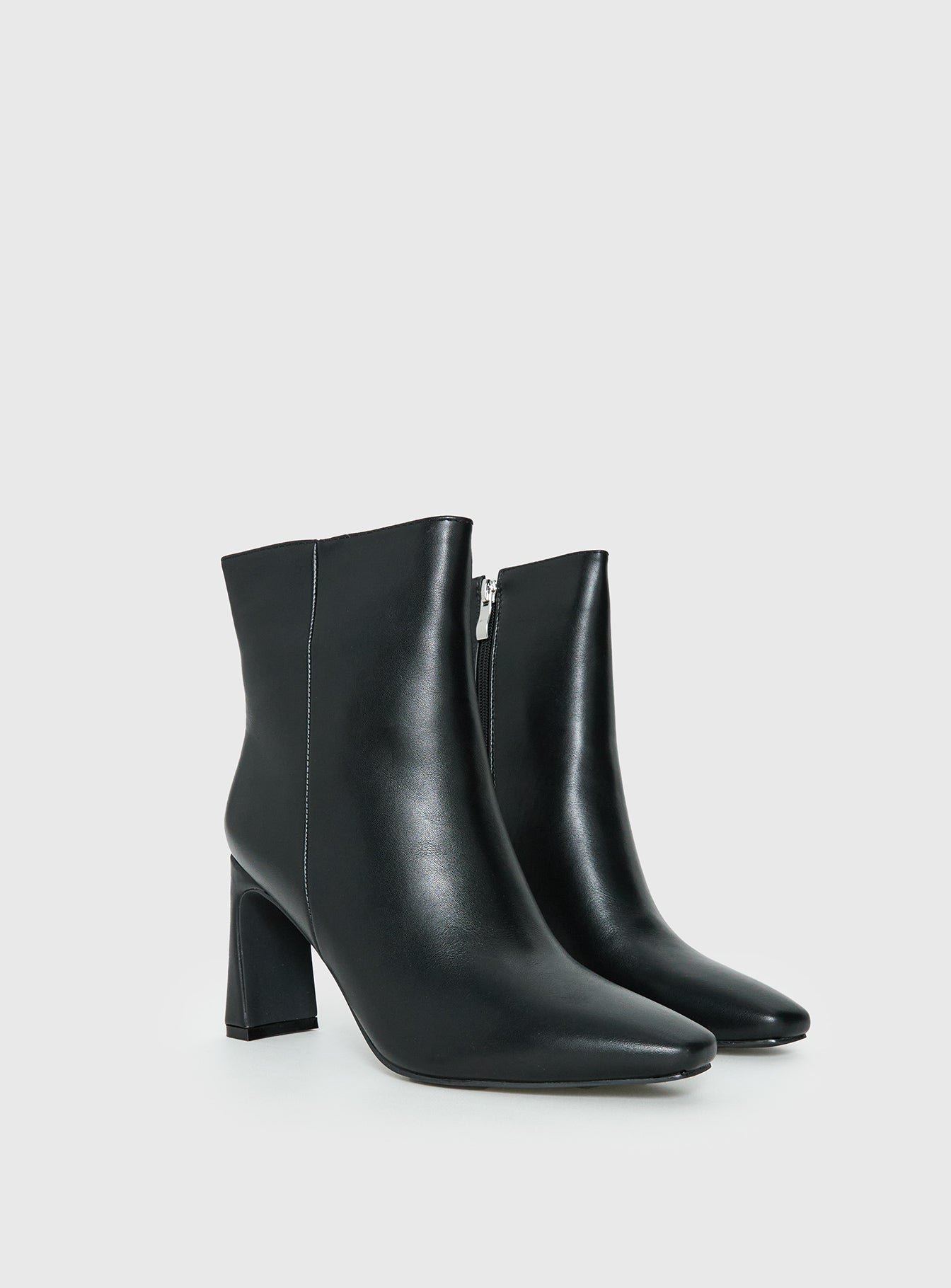 Sawyer Ankle Boots Black - Image 2