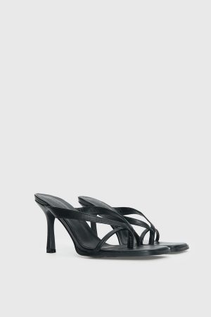 Billini Samba Heels Black