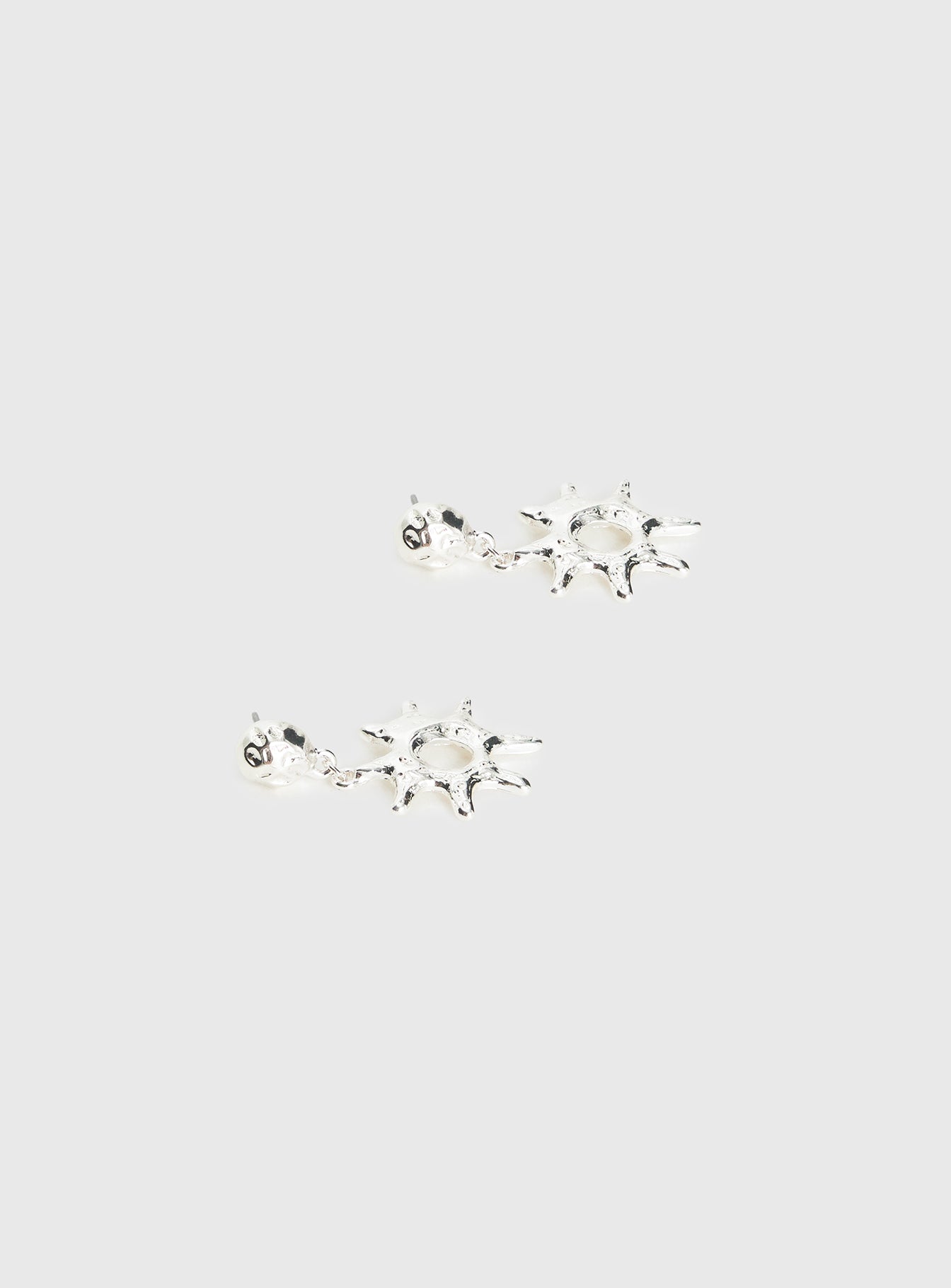 Vaylen Earrings Silver - Image 3