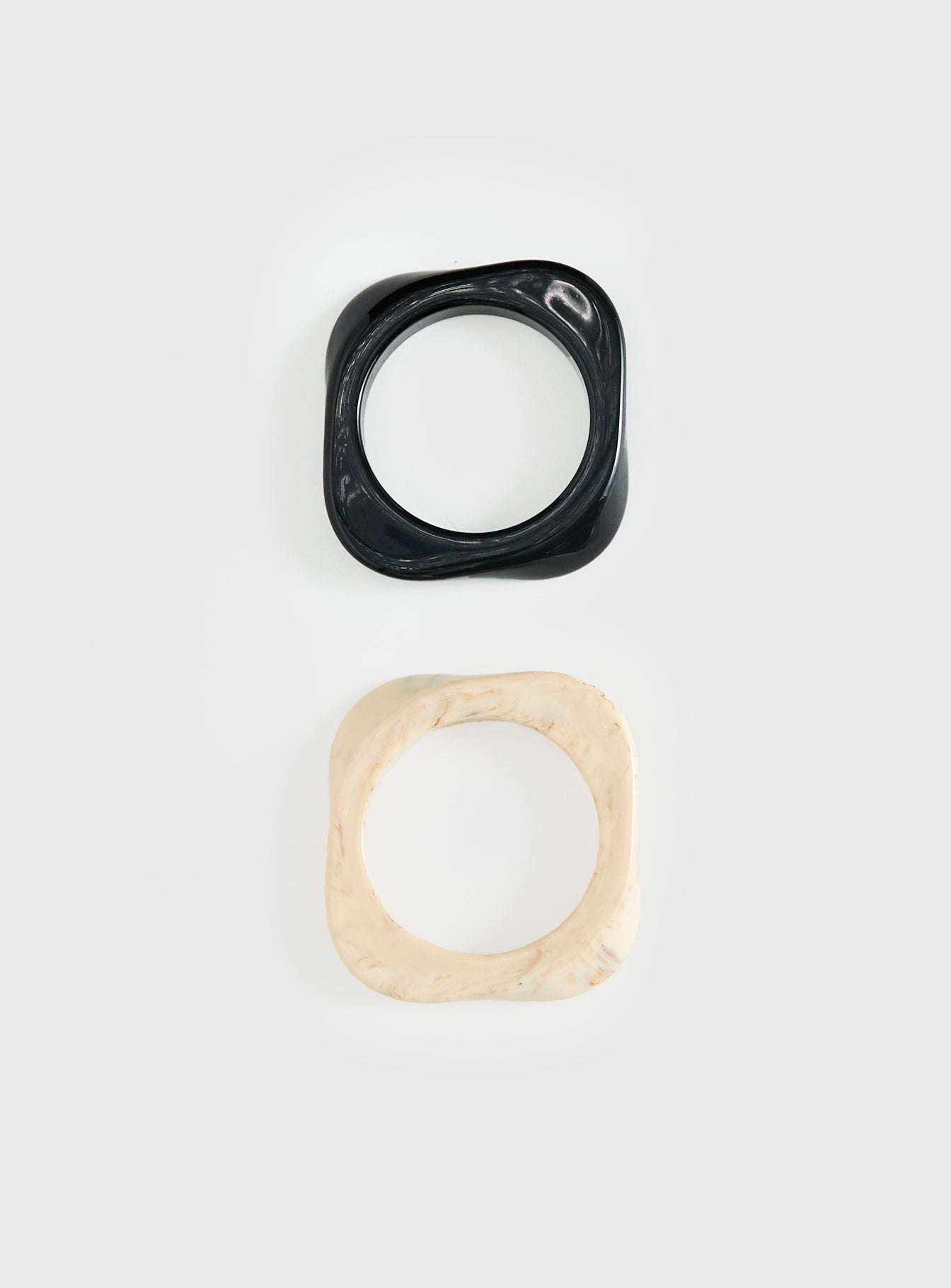 Jordann Resin Cuff Pack Black / Cream - Image 3