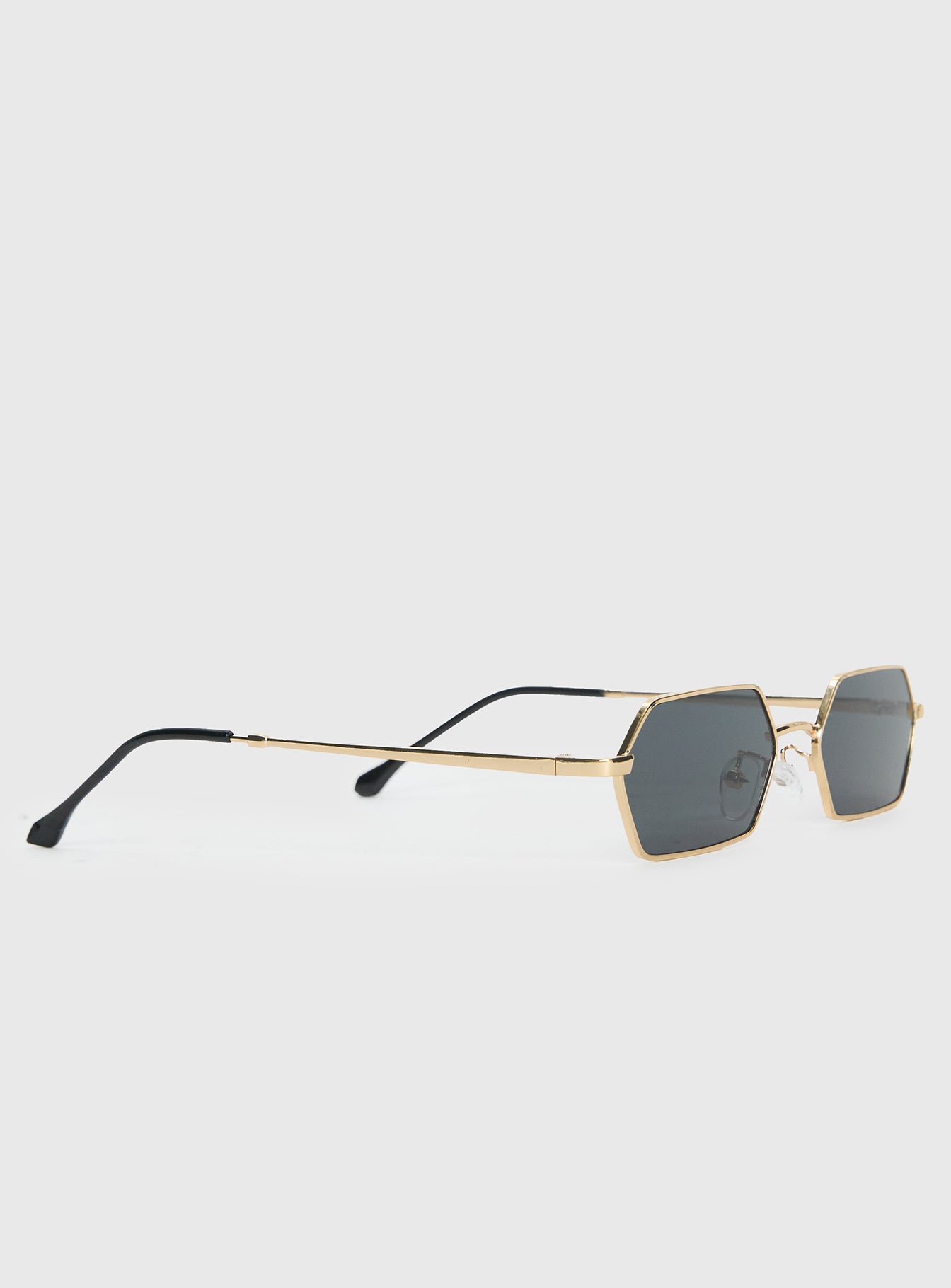 Coast To Coast Sunglasses Gold / Black - Image 3